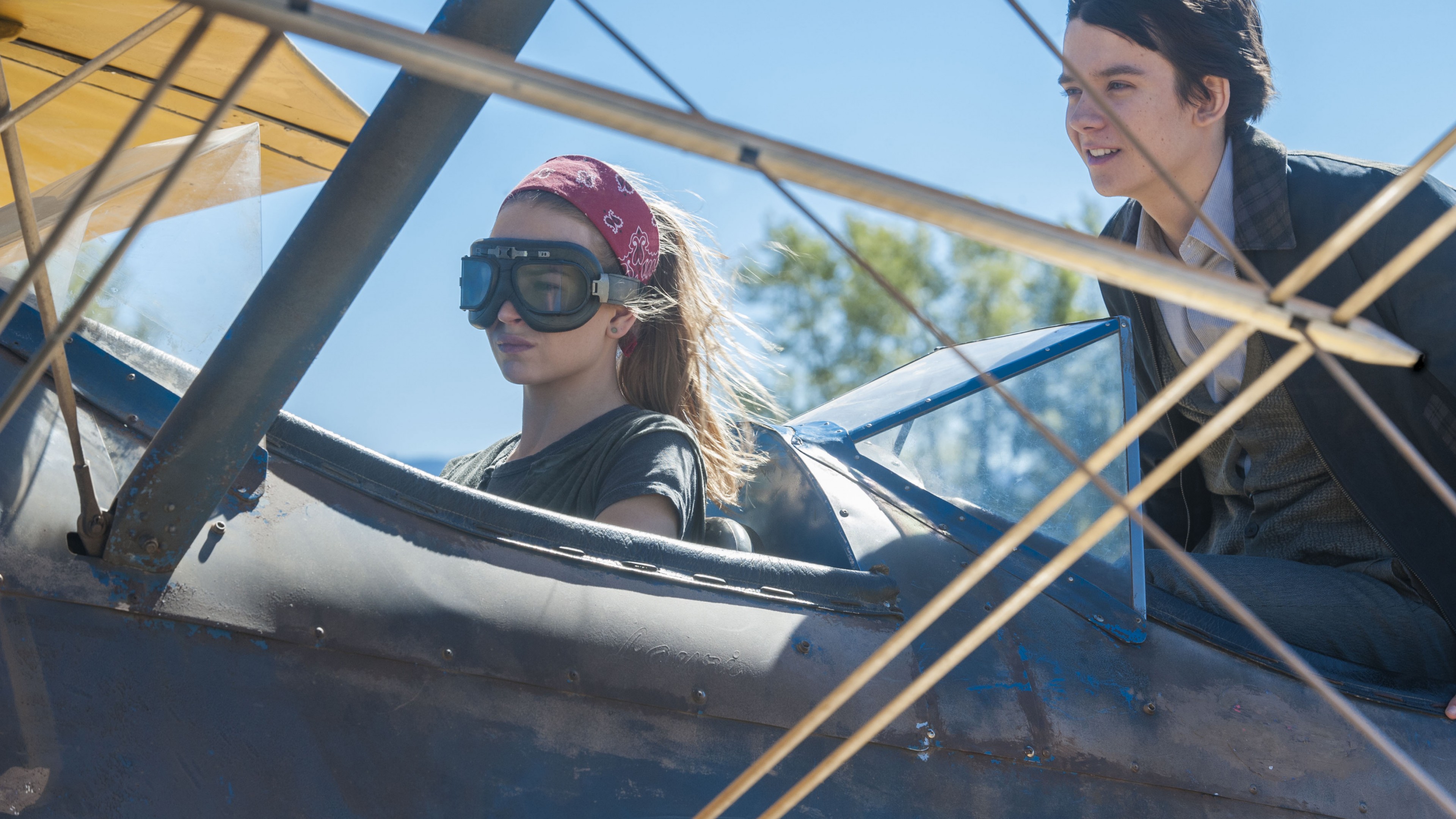 The Space Between Us, Asa Butterfield, Britt Robertson, best movies, HD Wallpaper