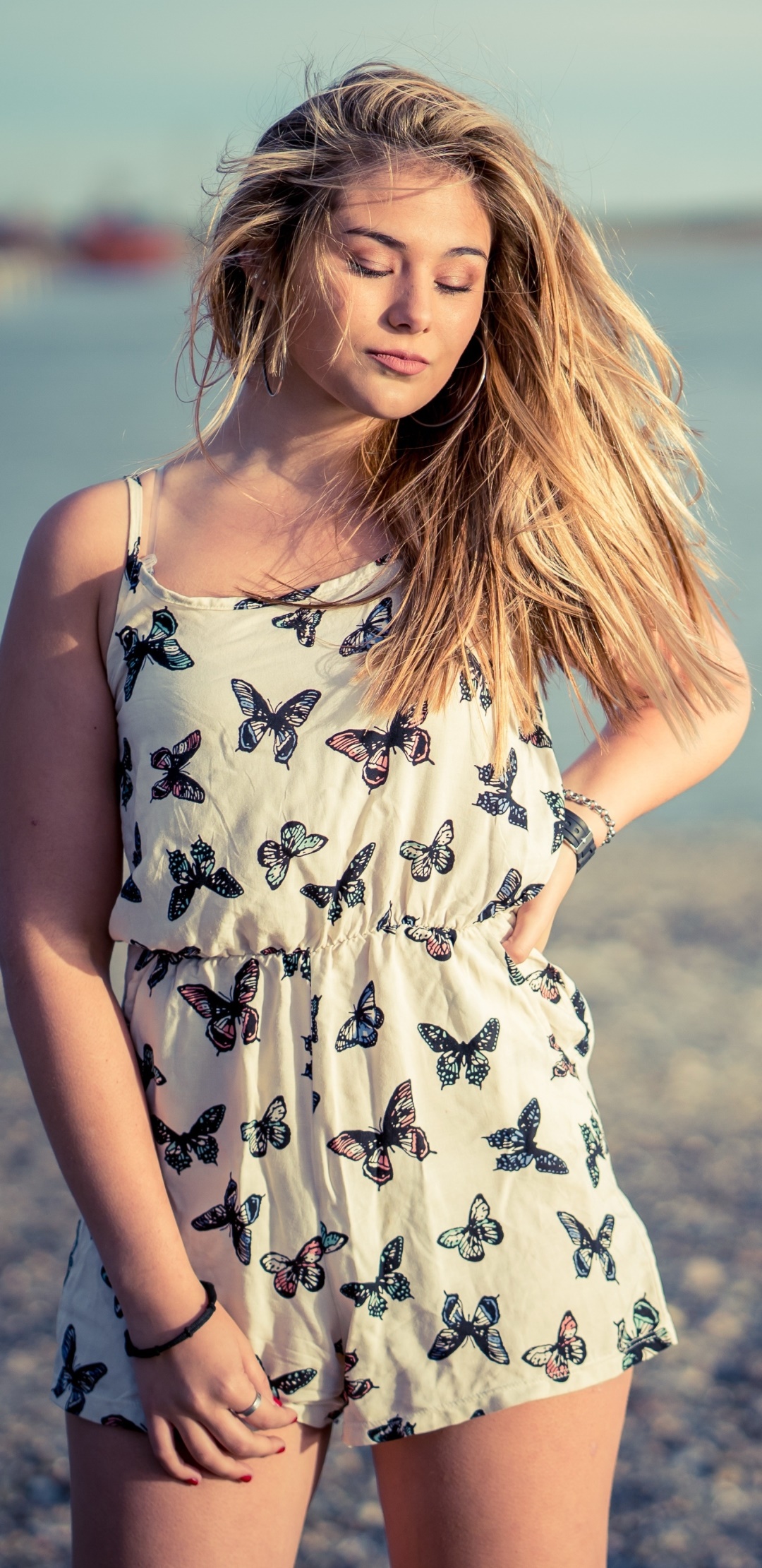Women Model, Mood, Blonde, Depth Of Field, Dress, 1080x2220, Phone HD Wallpaper