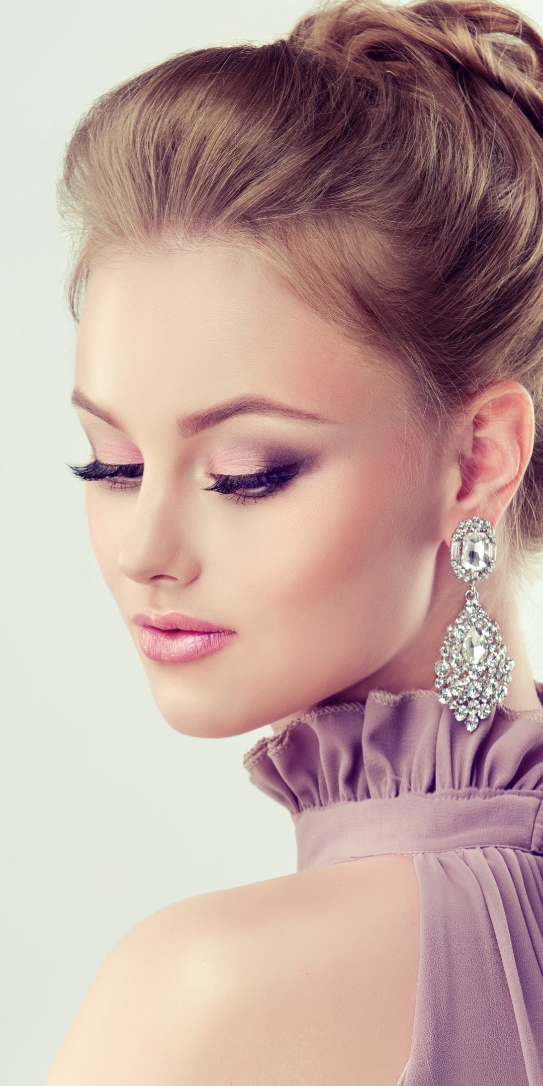 Women Model, Portrait, Makeup, 1080x2160, Phone HD Wallpaper