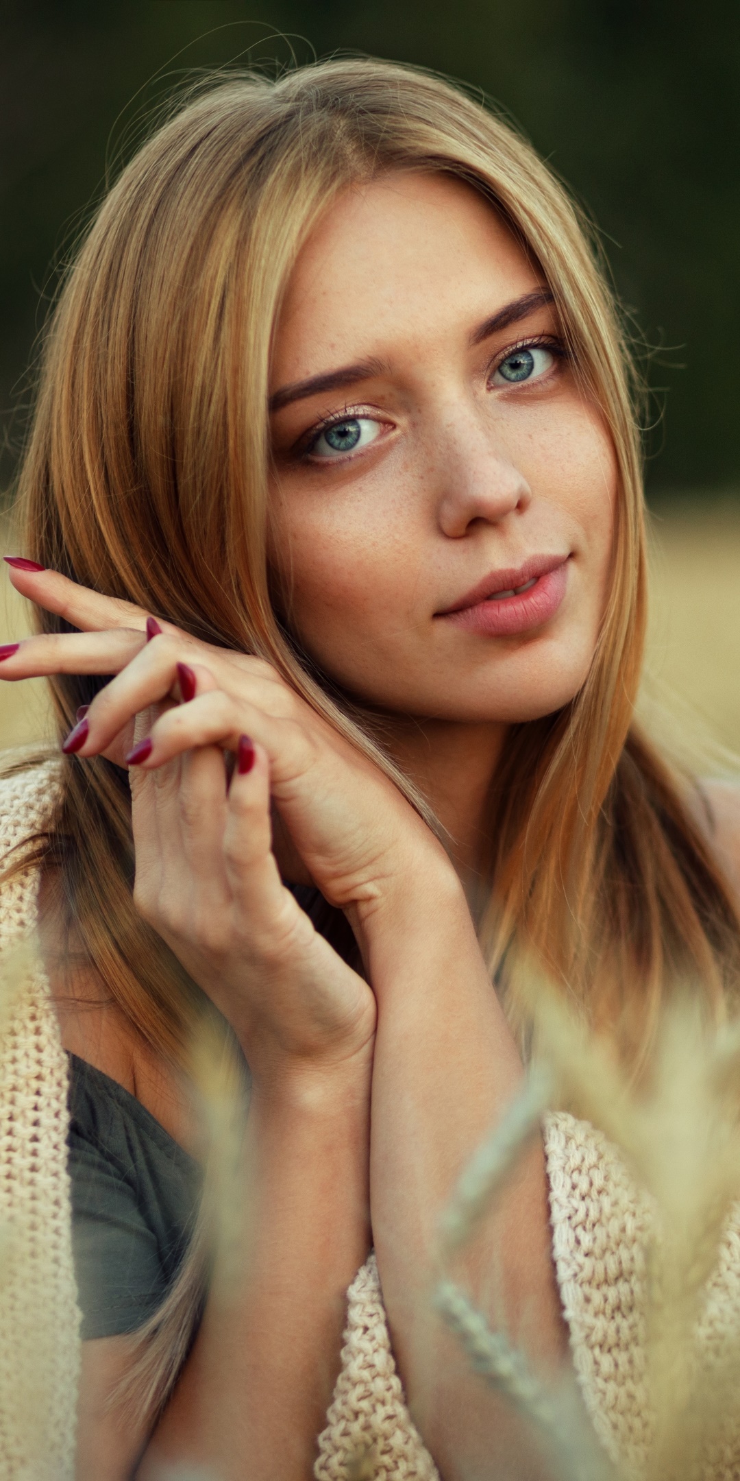 Women Model, Blonde, Blue Eyes, Wheat, 1080x2160, Phone HD Wallpaper