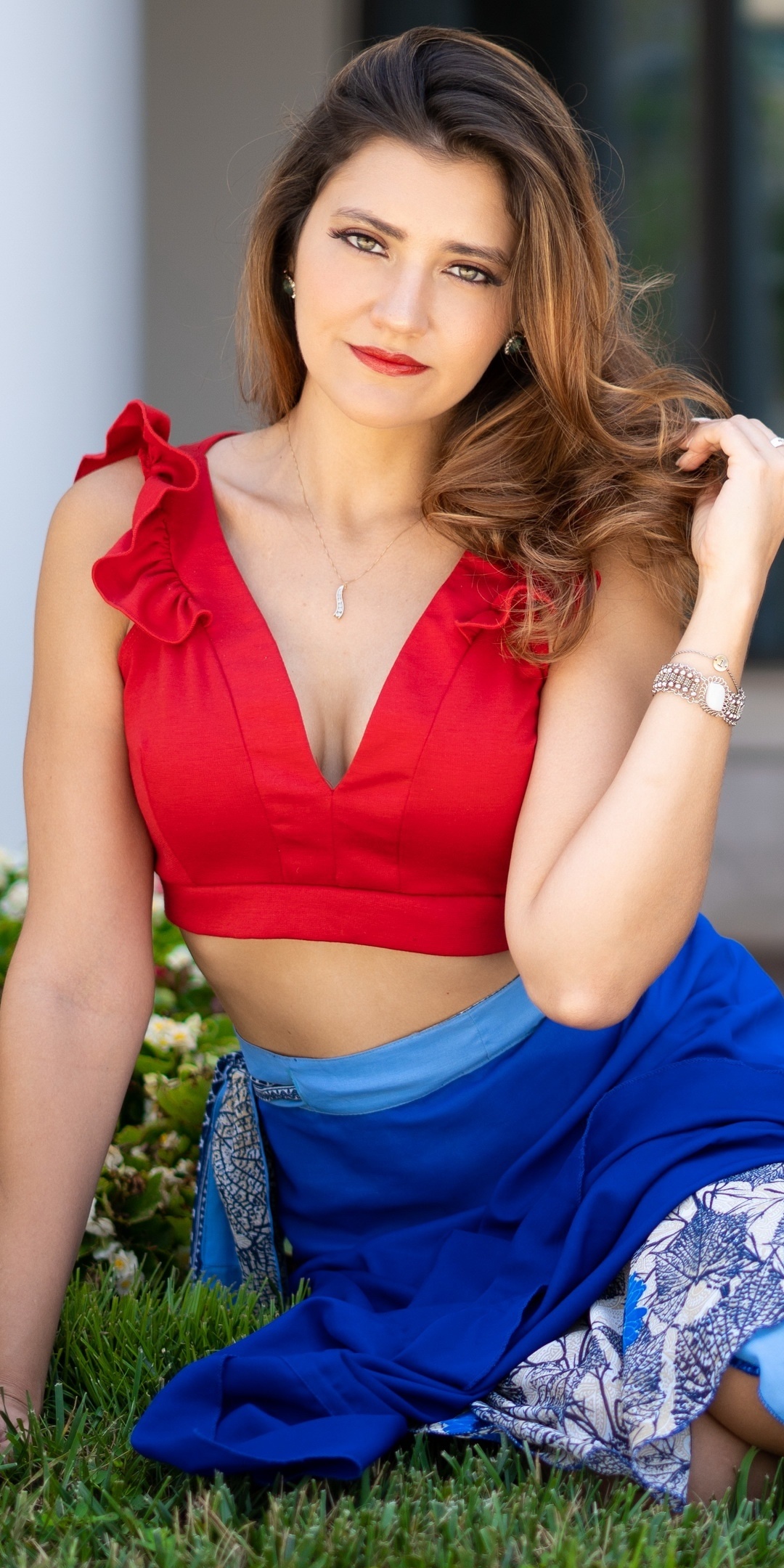 Women Model, Lipstick, Brunette, 1080x2160, Phone HD Wallpaper