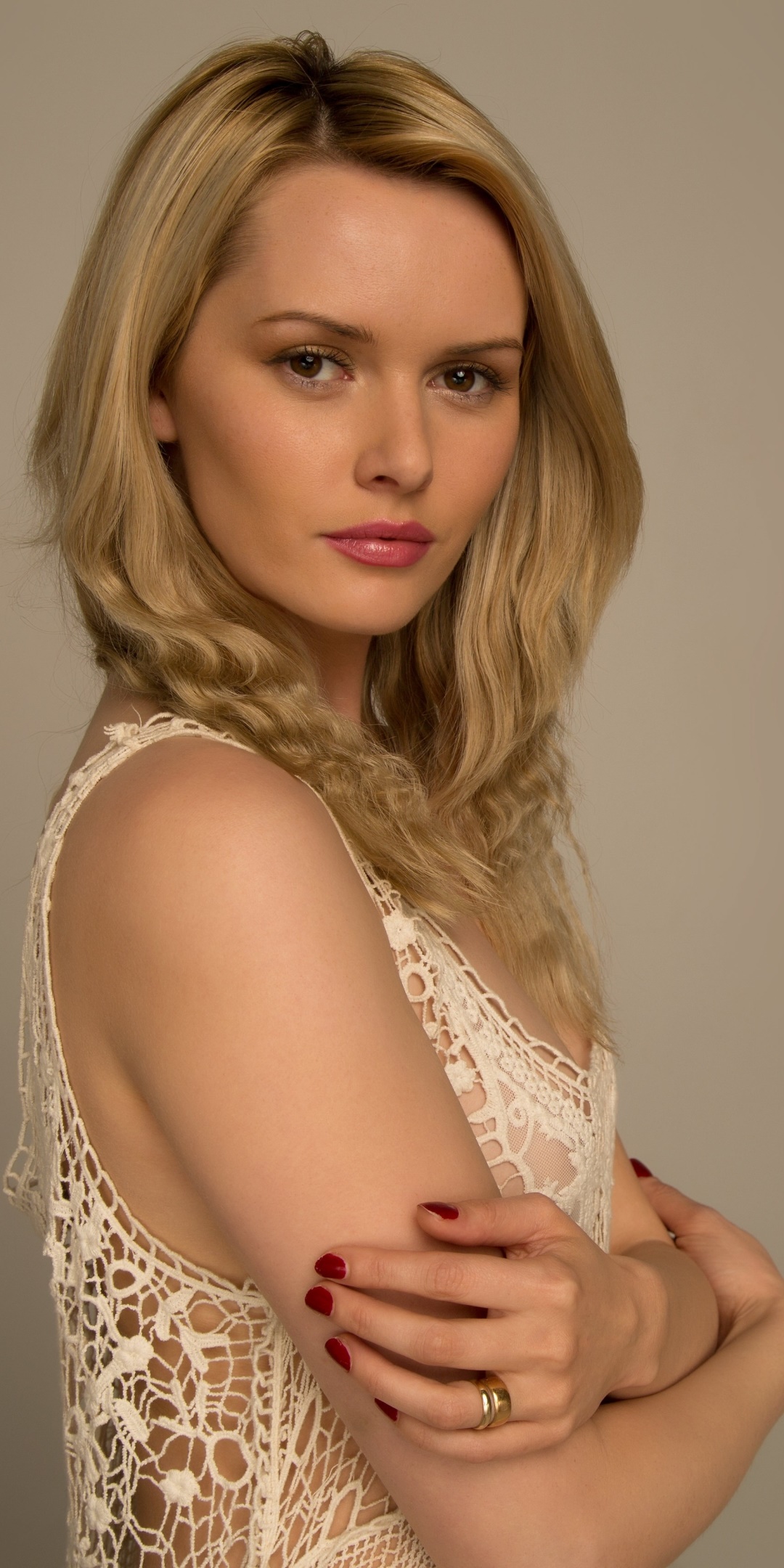 Women Model, Blonde, Carla Monaco, 1080x2160, Phone HD Wallpaper
