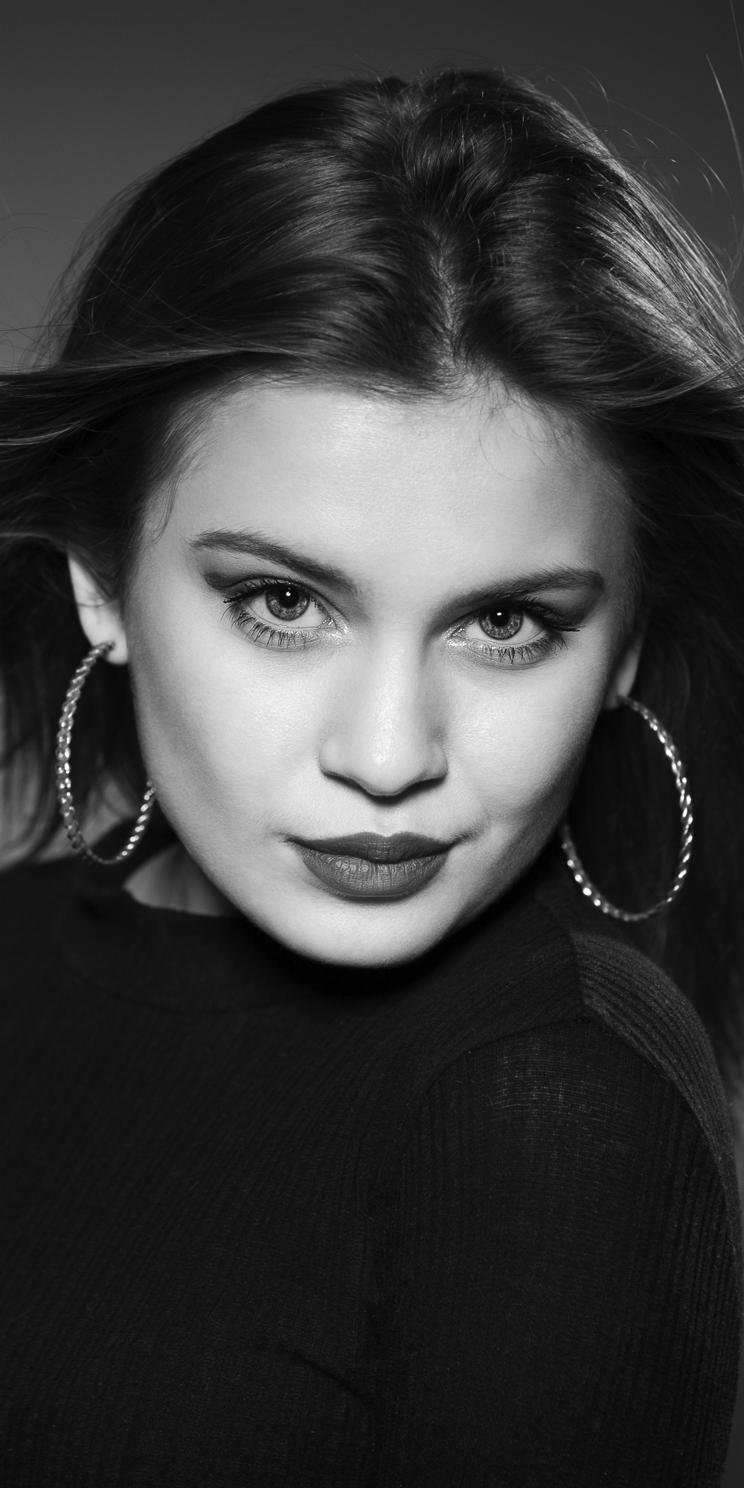 Women Model, Face, Black and White, Lipstick, 1080x2160, Phone HD Wallpaper