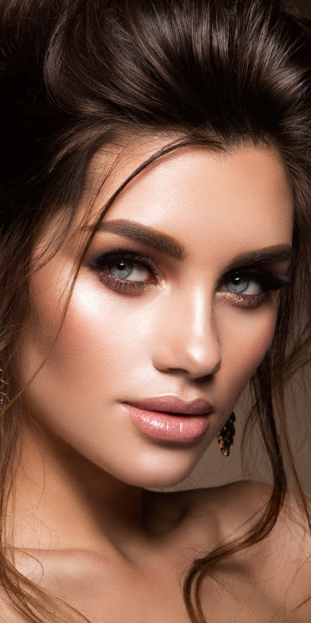 Women Model, Brunette, Face, Blue Eyes, 1080x2160, Phone HD Wallpaper