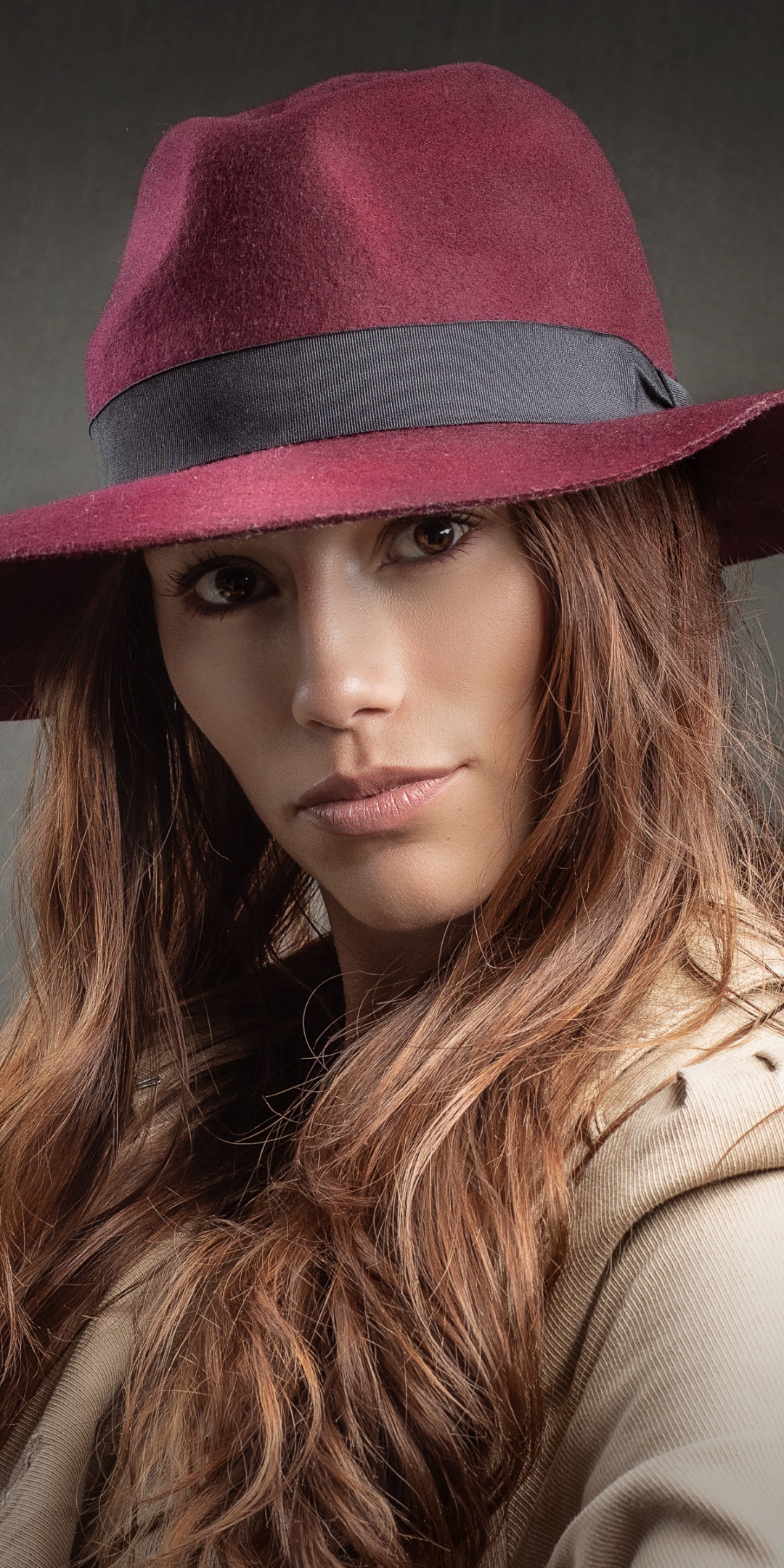 Women Model, Hat, Redhead, Brown Eyes, 1080x2160, Phone HD Wallpaper