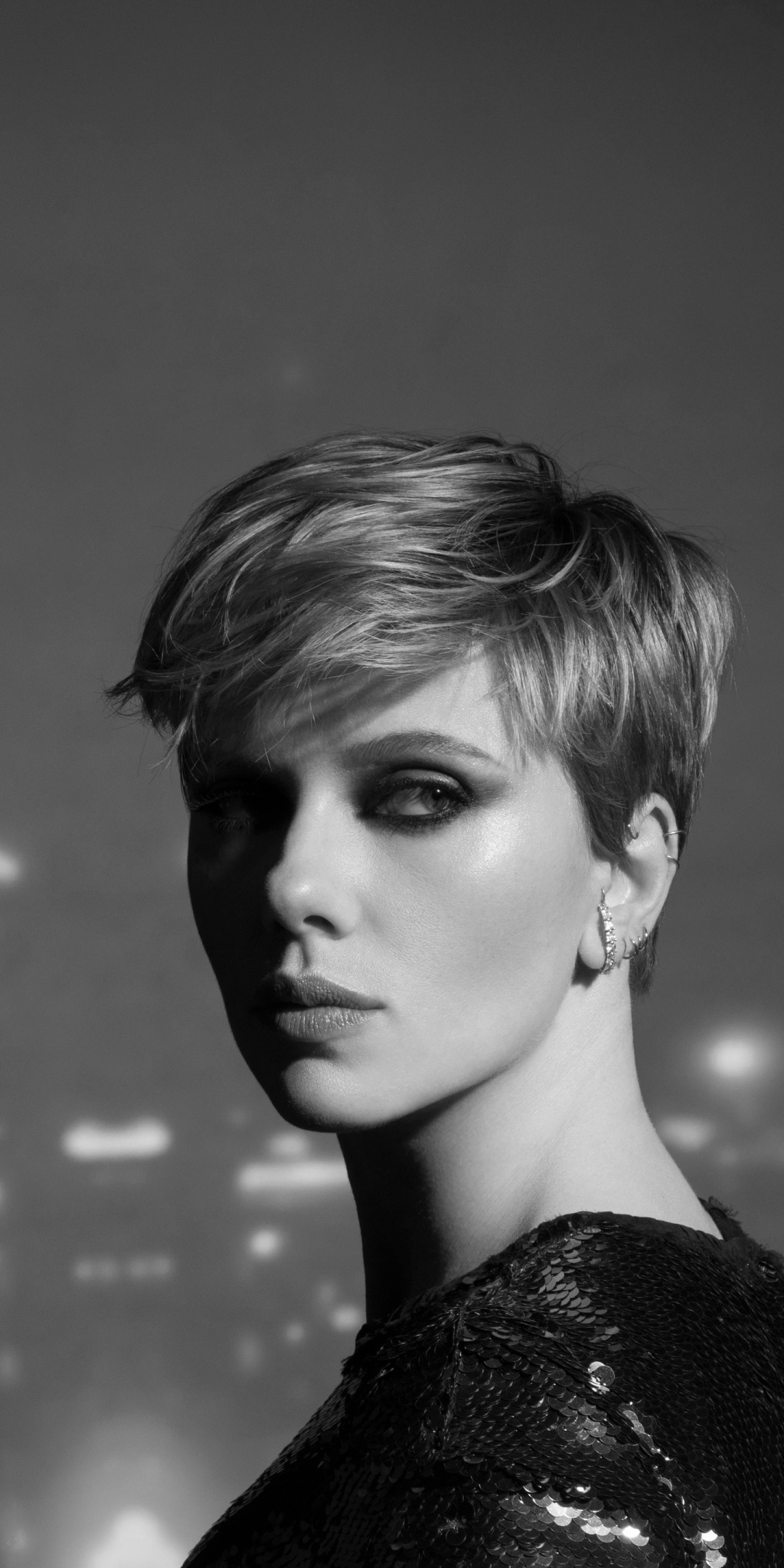 Celebrity Scarlett Johansson, Black and White, Actress, Short Hair, American, 1080x2160, Phone HD Wallpaper
