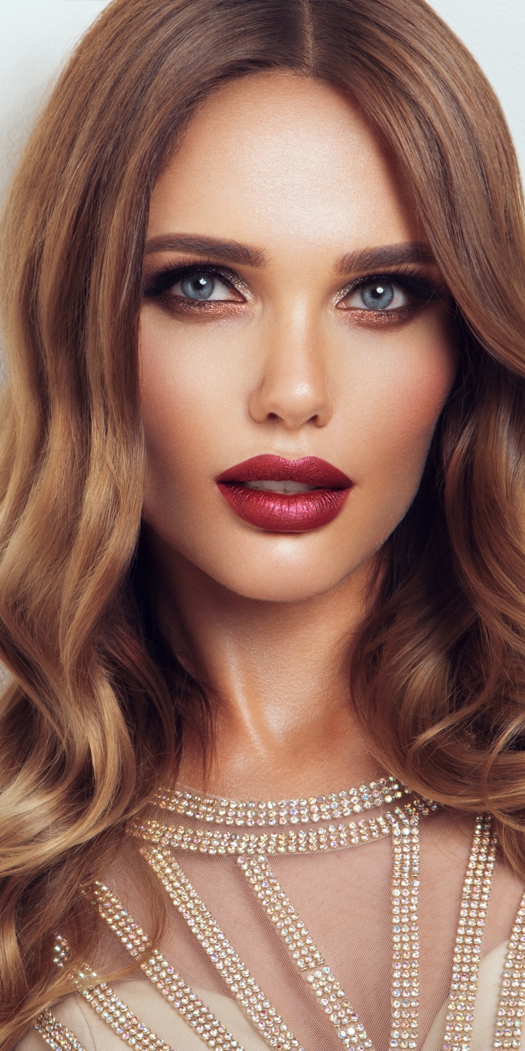 Women Model, Face, Lipstick, Brunette, Blue Eyes, 1080x2160, Phone HD Wallpaper
