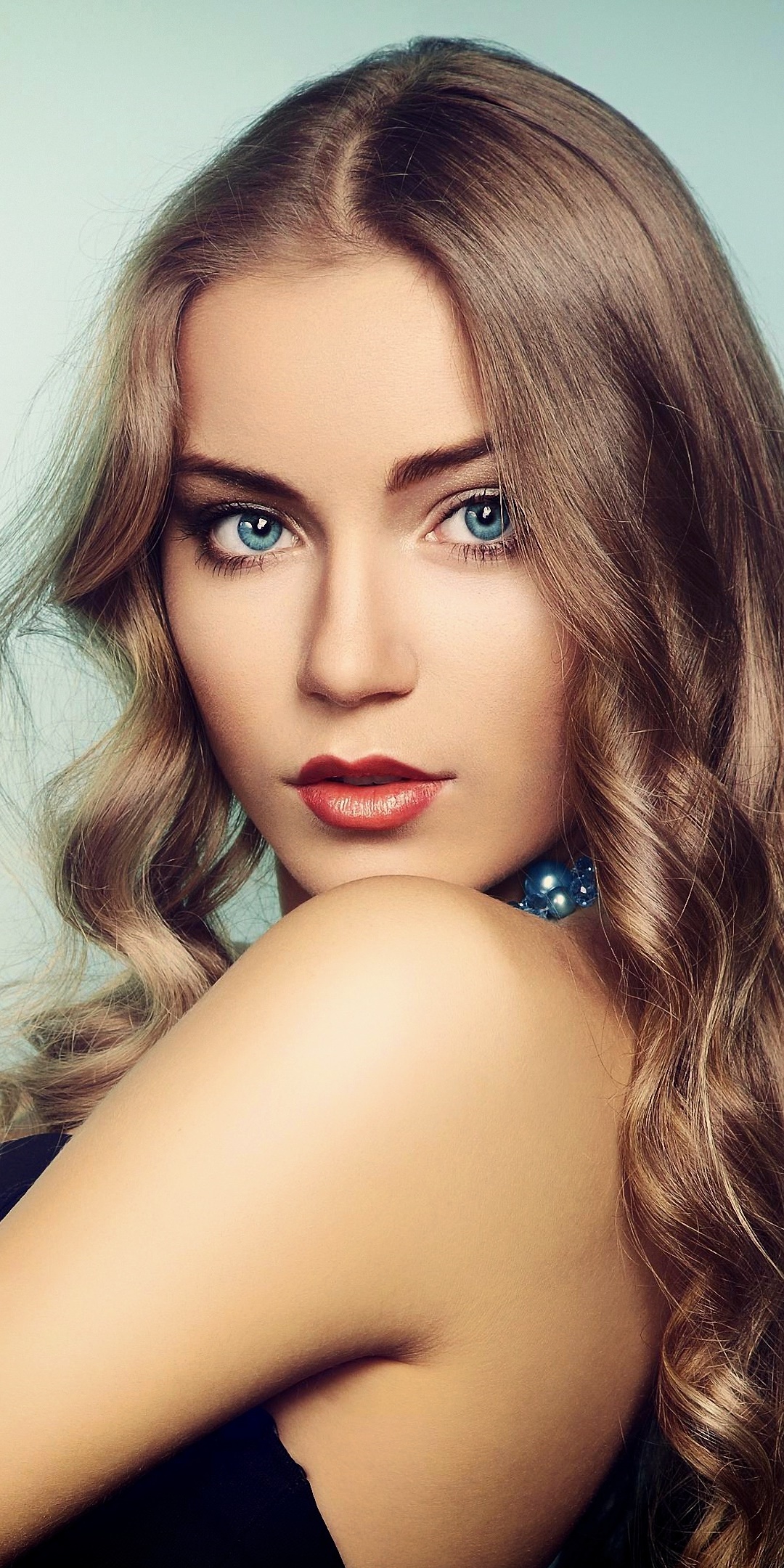 Women Model, Blue Eyes, Blonde, Lipstick, Long Hair, 1080x2160, Phone HD Wallpaper