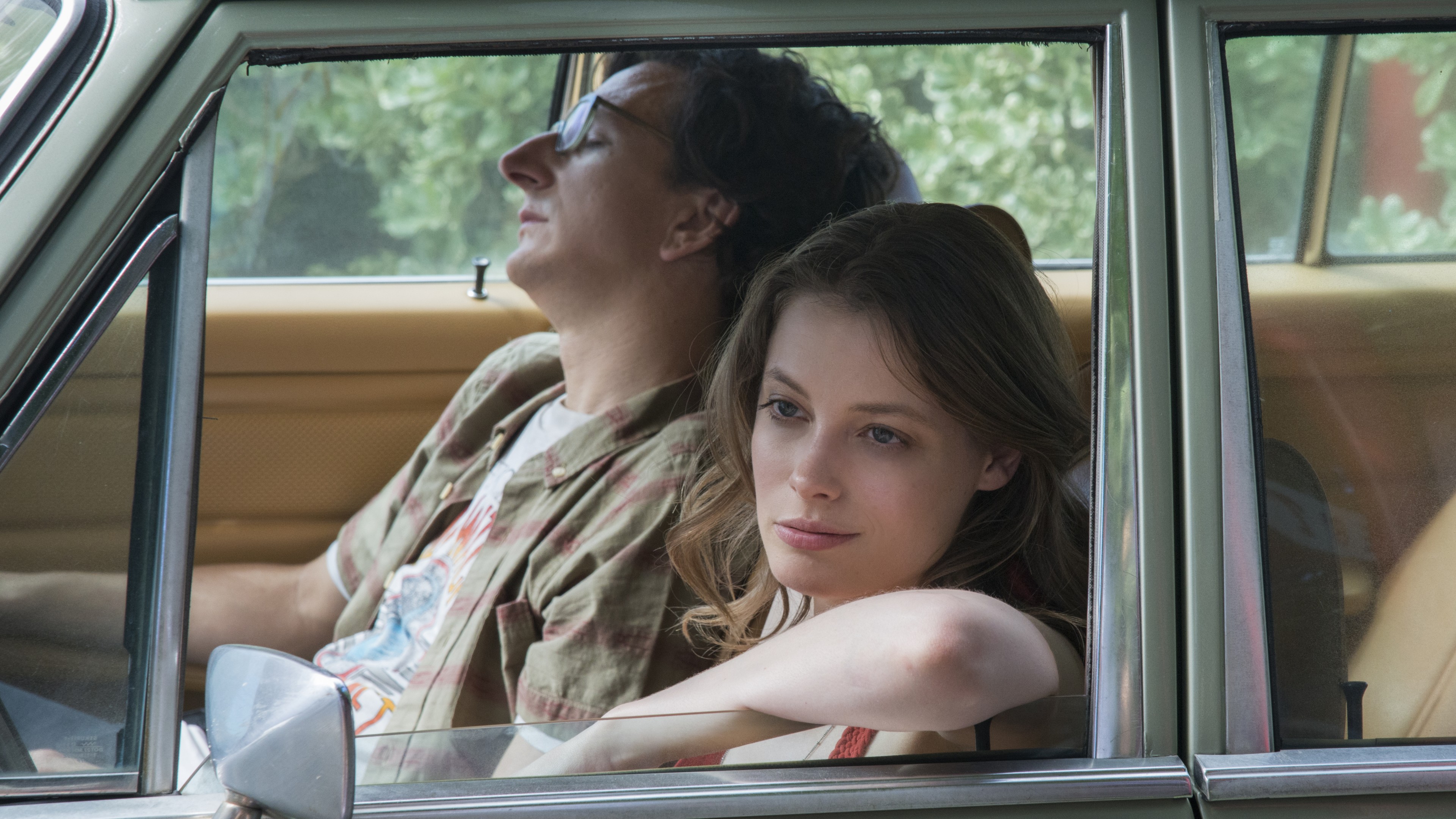 Love, Gillian Jacobs, Paul Rust, Best TV Series, HD Wallpaper