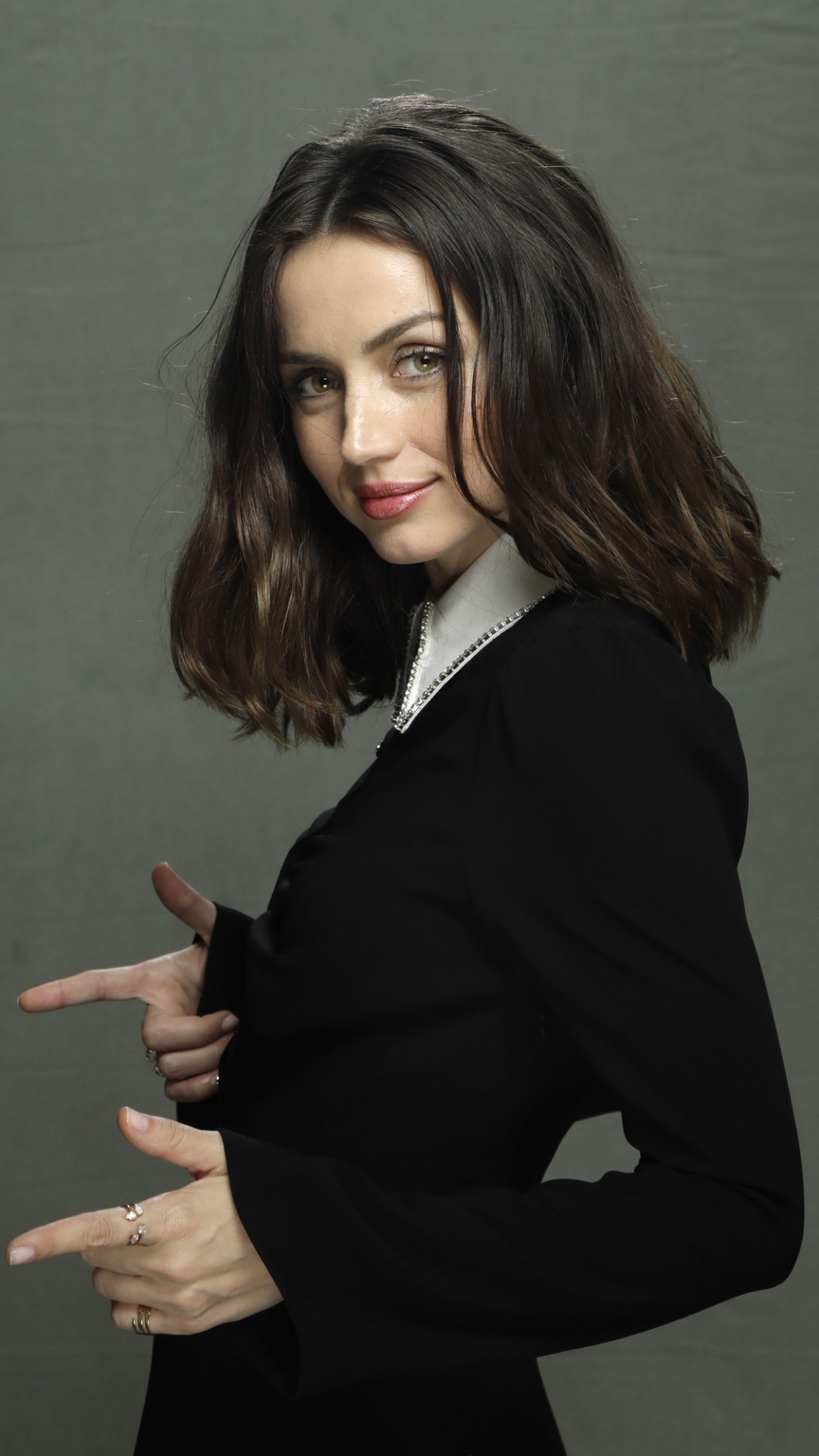 Celebrity Ana de Armas, Brunette, Cuban, Actress, 1080x1920, Phone HD Wallpaper