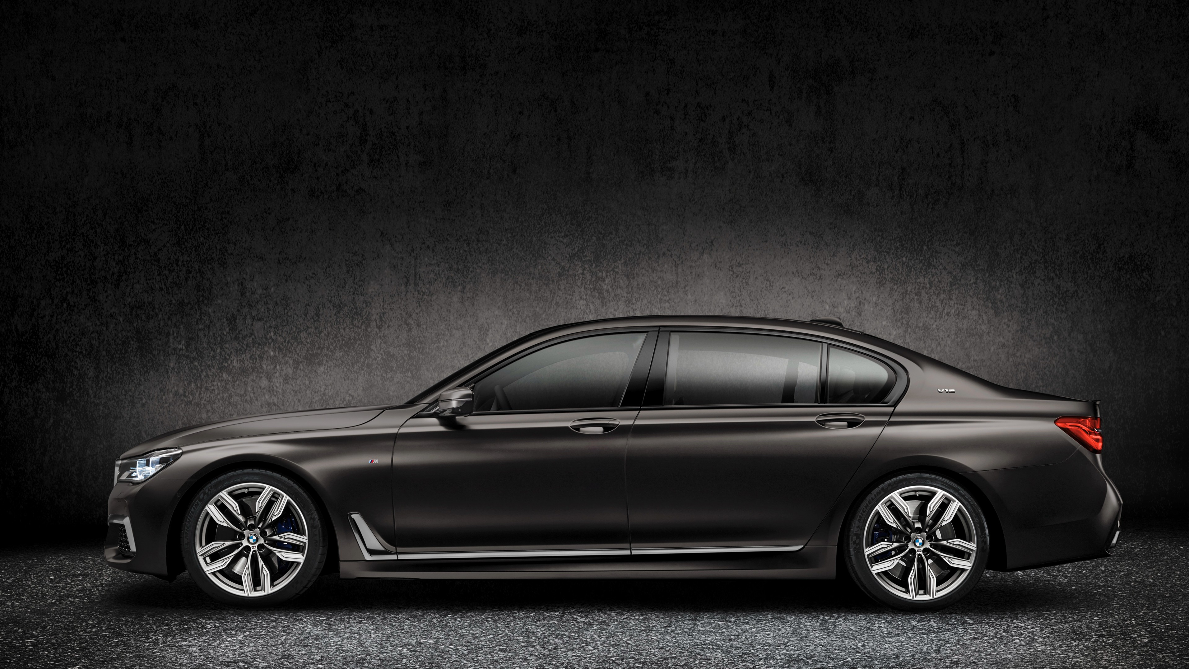 BMW M760Li xDrive, Geneva Motor Show 2016, hybrid, black, HD Wallpaper