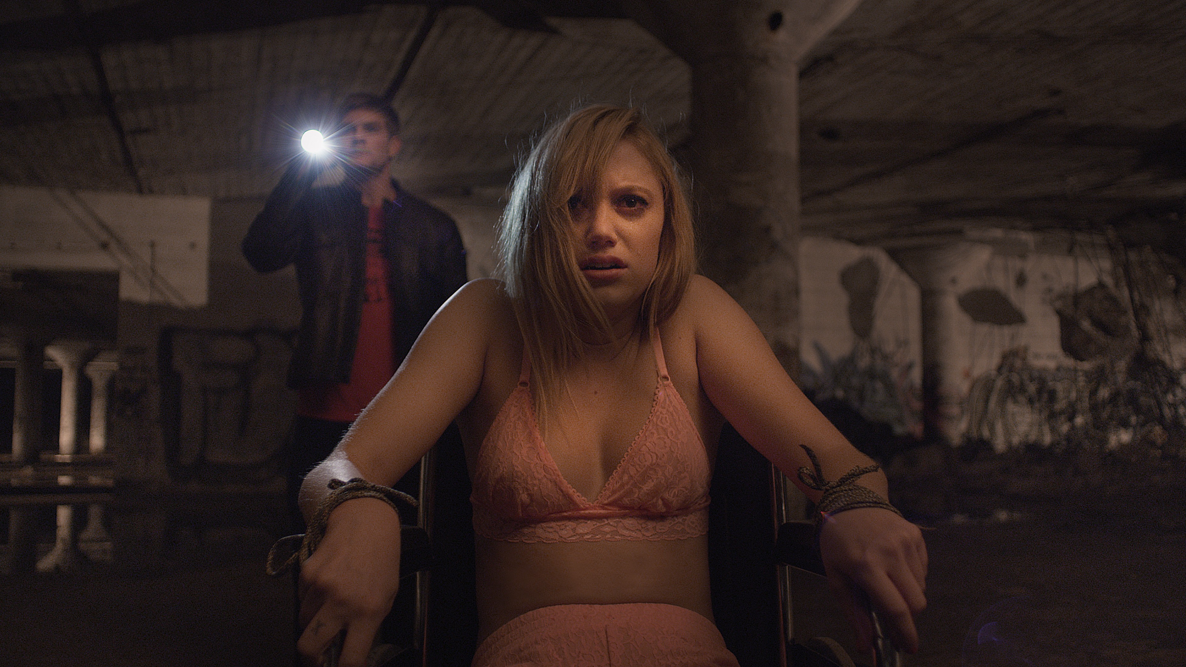 It follows, Best Movies of 2015, Maika Monroe, HD Wallpaper