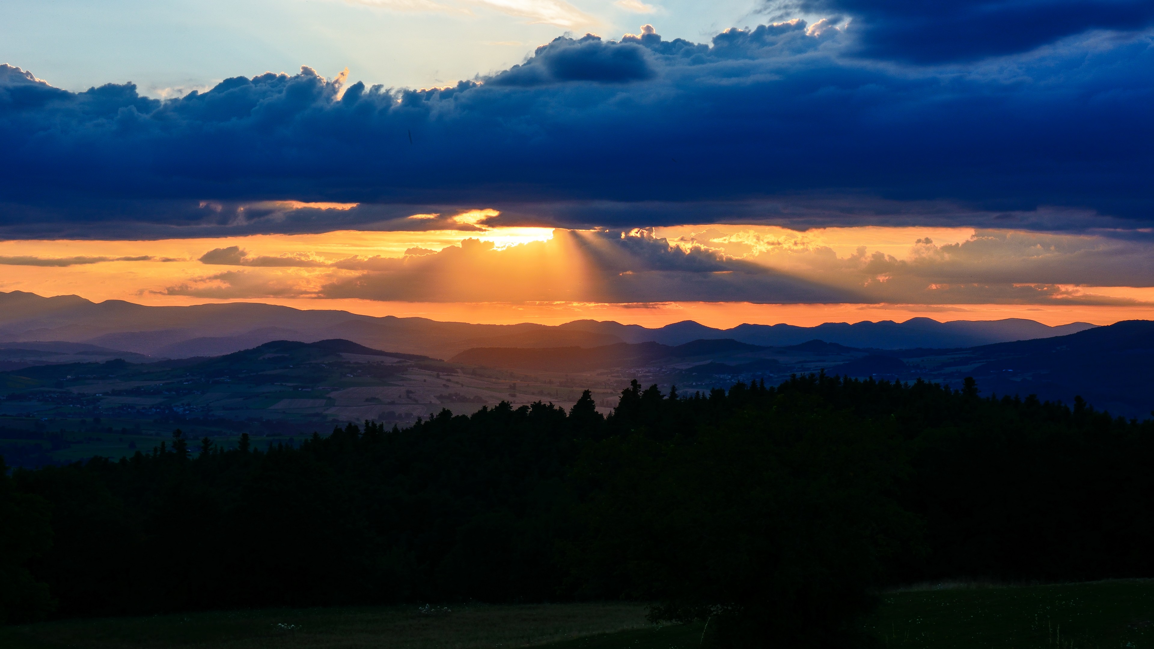 Auvergne, 4k, France, sunset, mountains, clouds, hills, HD Wallpaper