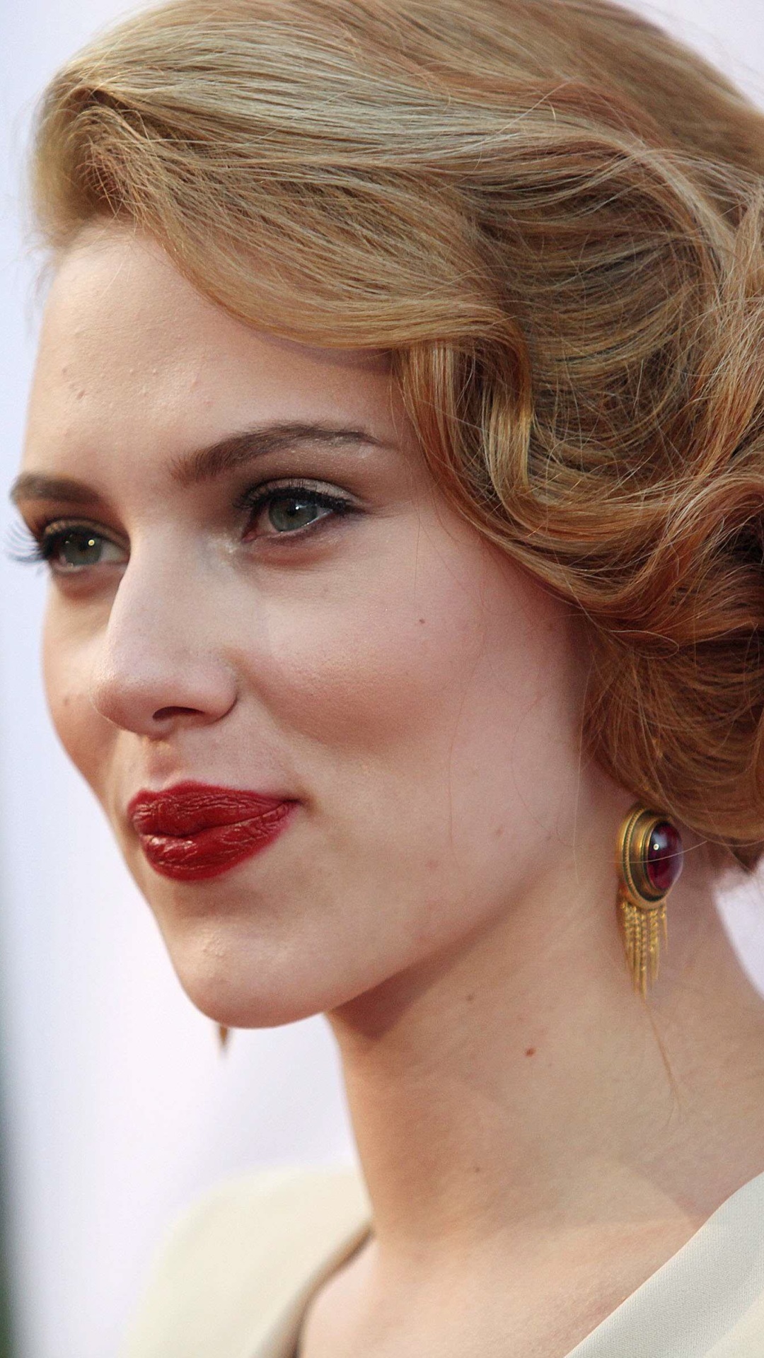Celebrity Scarlett Johansson, 1080x1920, Phone HD Wallpaper