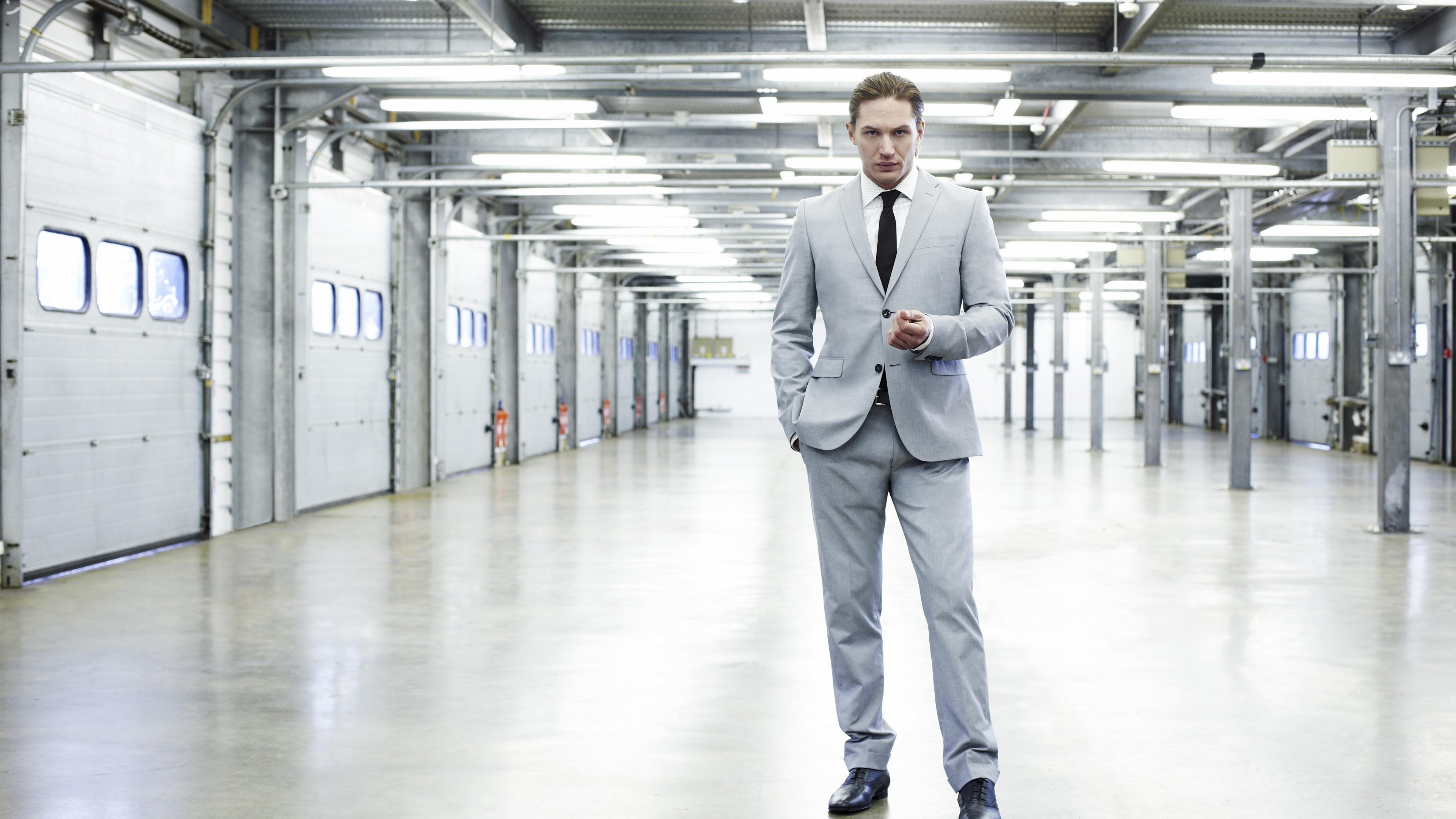 Tom Hardy, Most Popular Celebs in 2015, actor, Mad Max: Fury Road, The Dark Knight Rises, HD Wallpaper