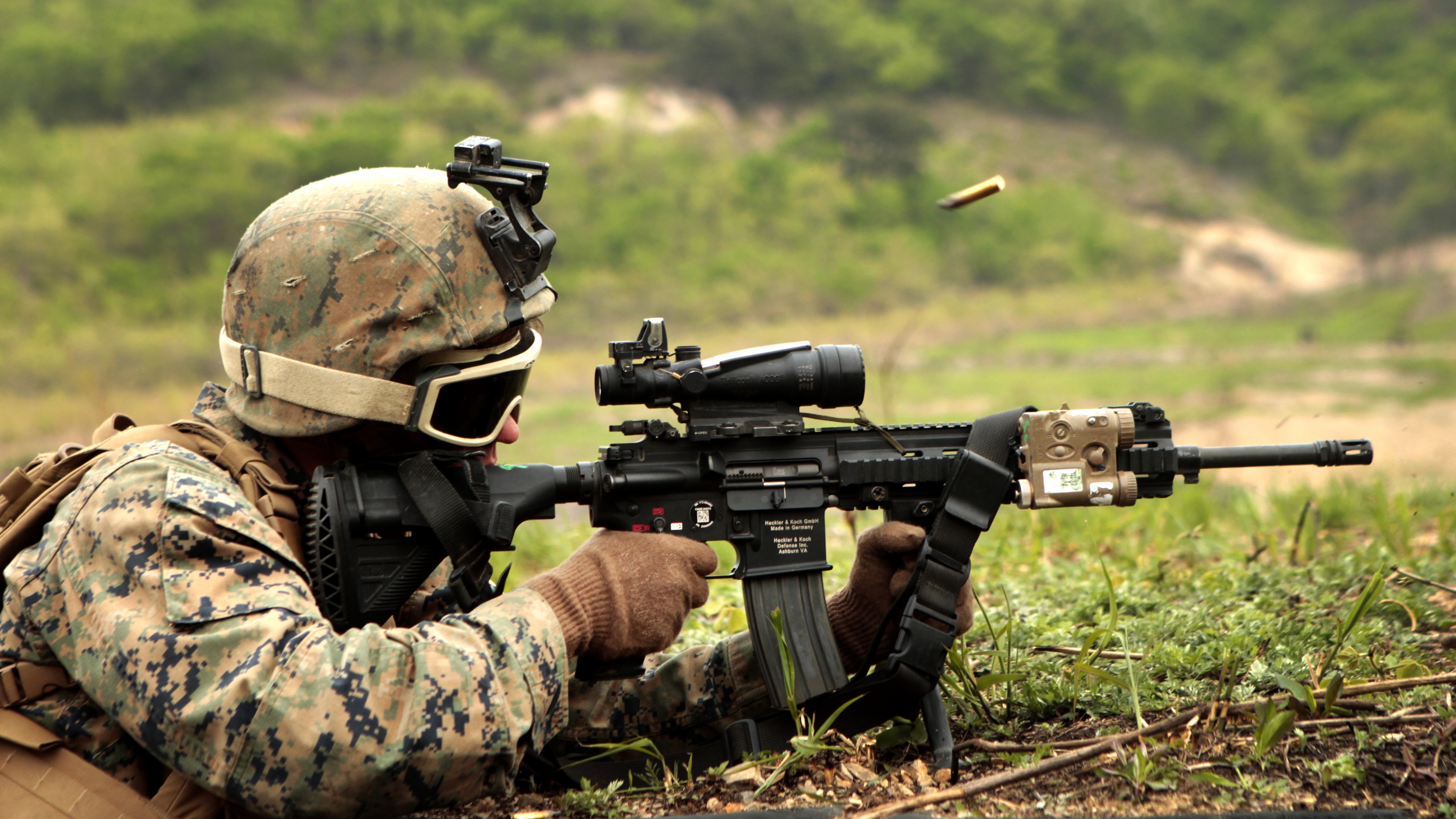 HK416, soldier, Heckler & Koch, assault rifle, firing, camo, in action, HD Wallpaper