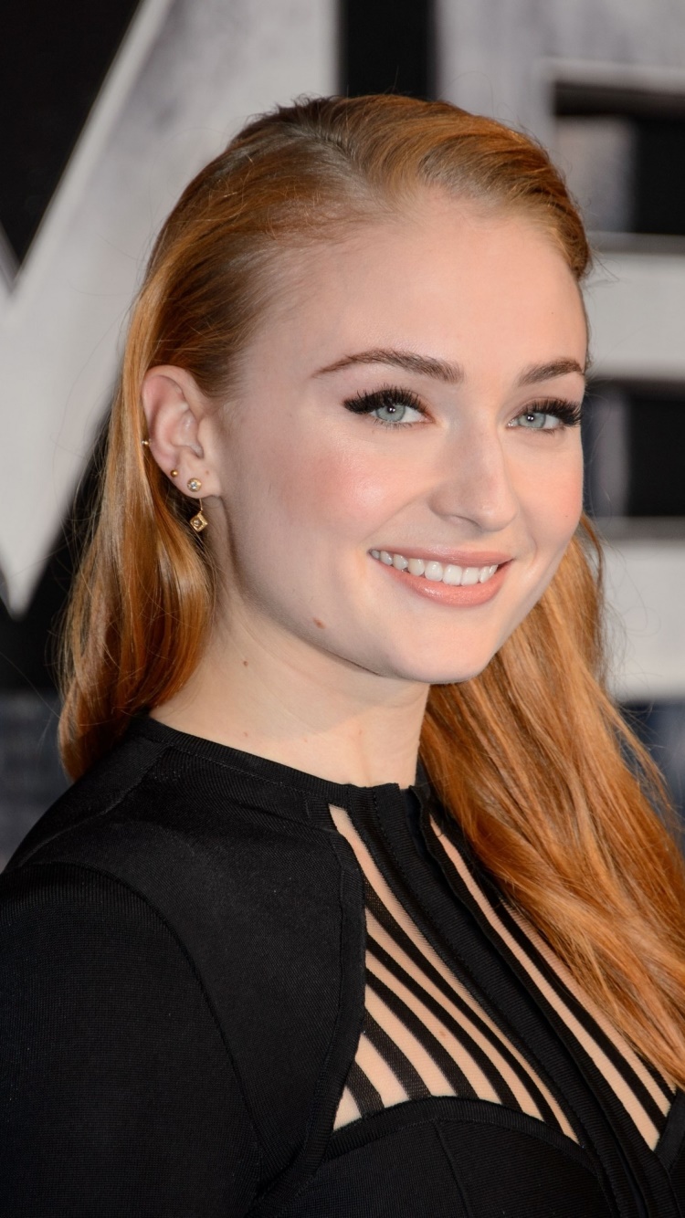 Celebrity Sophie Turner, Long Hair, Smile, Actress, Blue Eyes, English, 750x1334, Phone HD Wallpaper