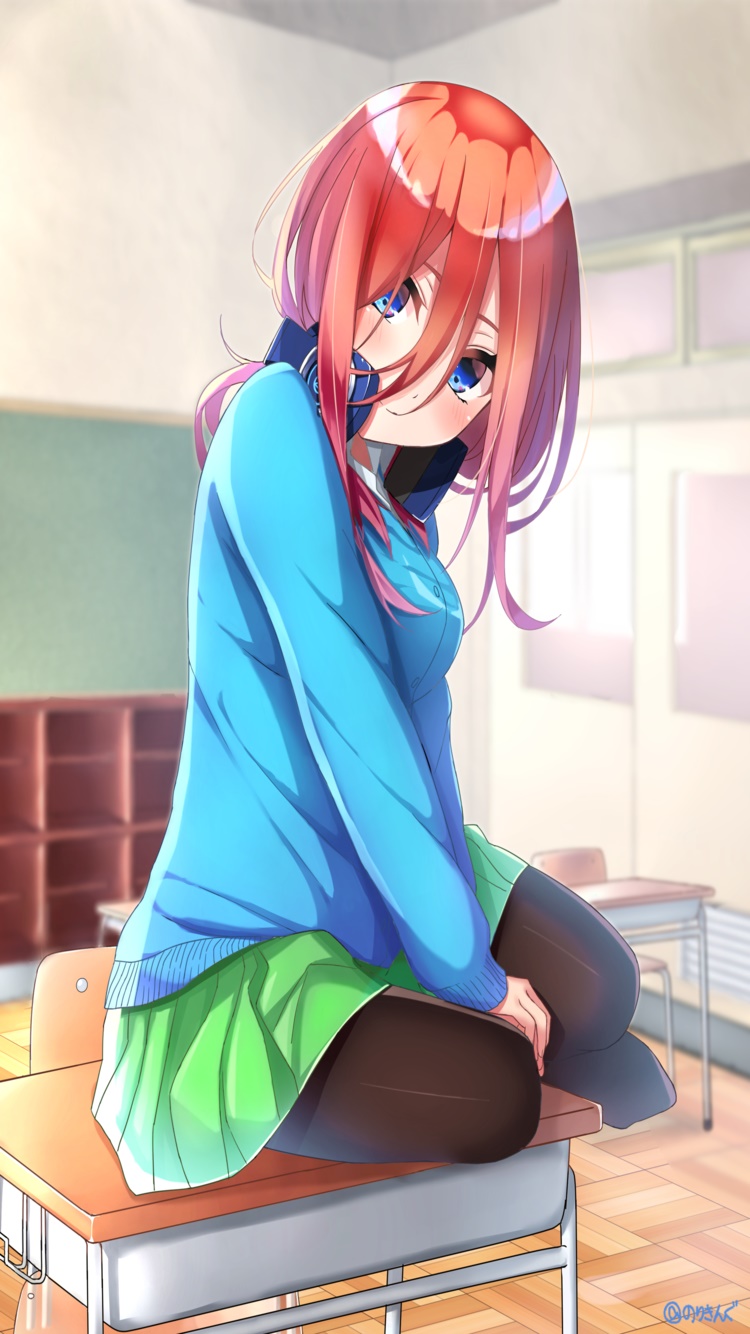 Anime The Quintessential Quintuplets, Miku Nakano, 750x1334, Phone HD Wallpaper