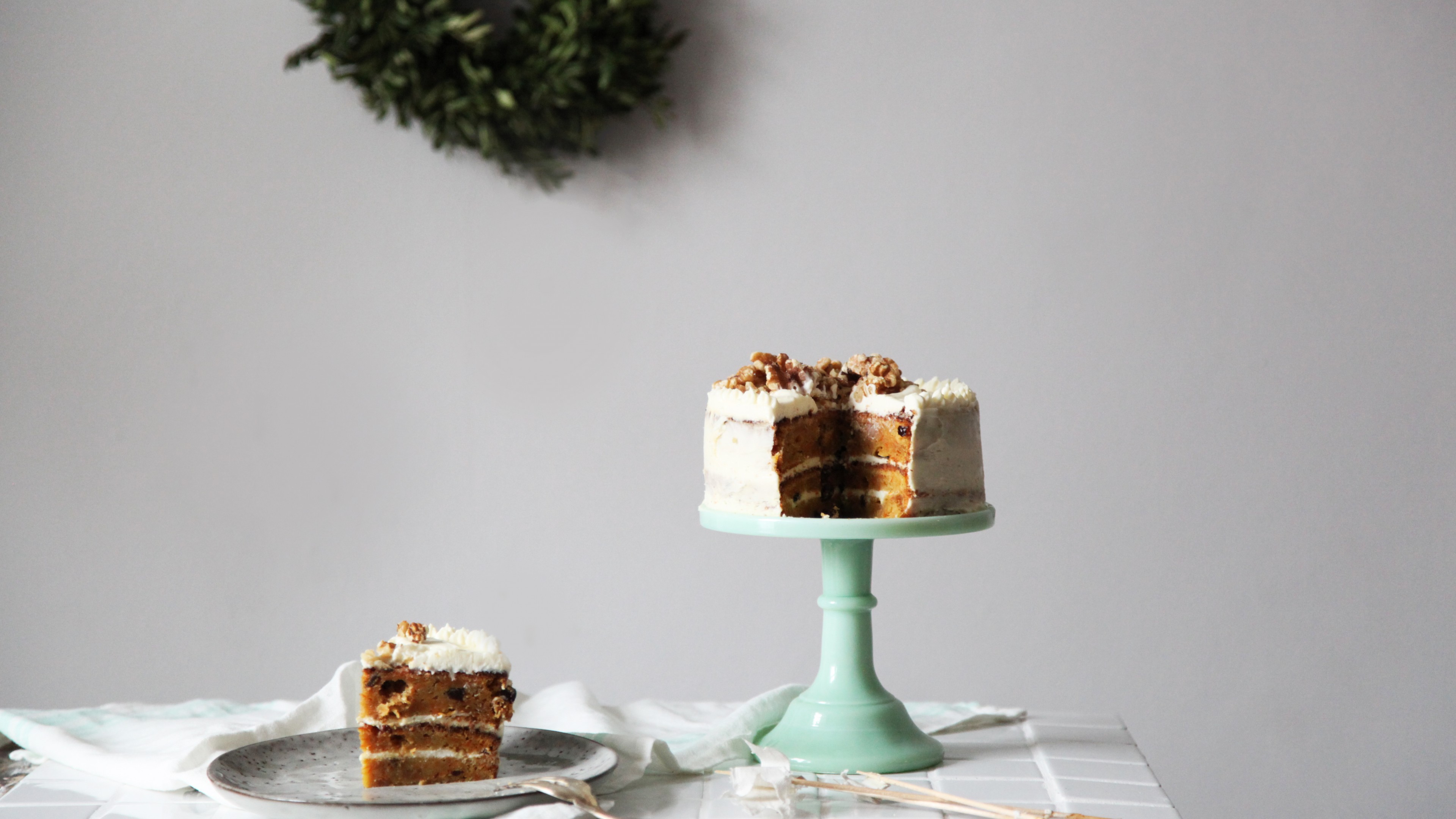 cake, carrot, cinnamon, pepper, raisins, walnuts, HD Wallpaper