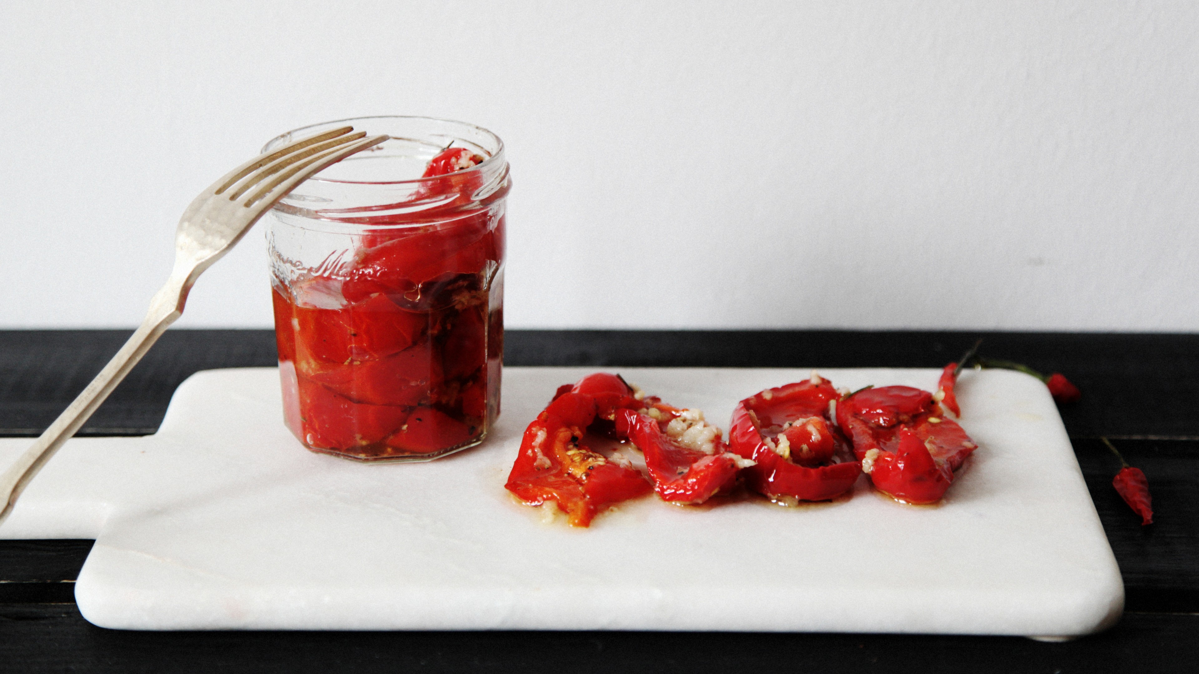 sun-dried pepper, garlic, olive oil,, HD Wallpaper