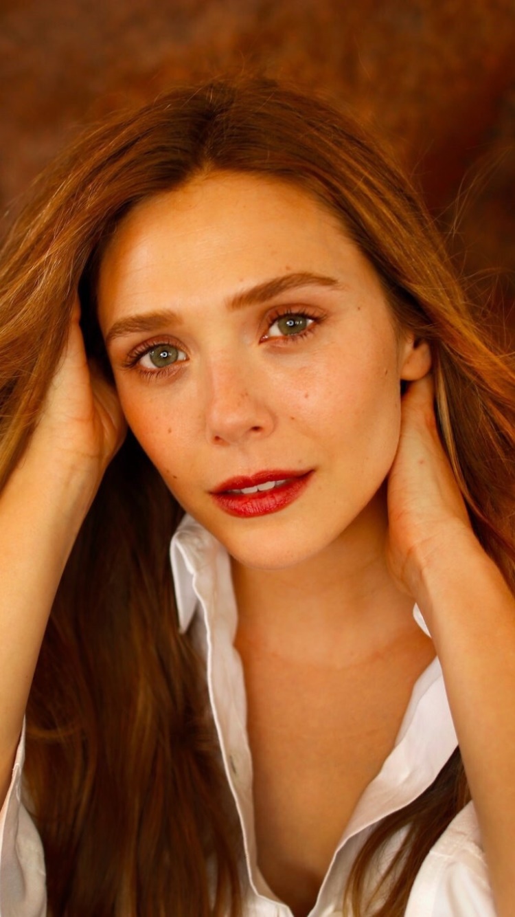 Celebrity Elizabeth Olsen, Green Eyes, Lipstick, Blonde, Face, Actress, 750x1334, Phone HD Wallpaper
