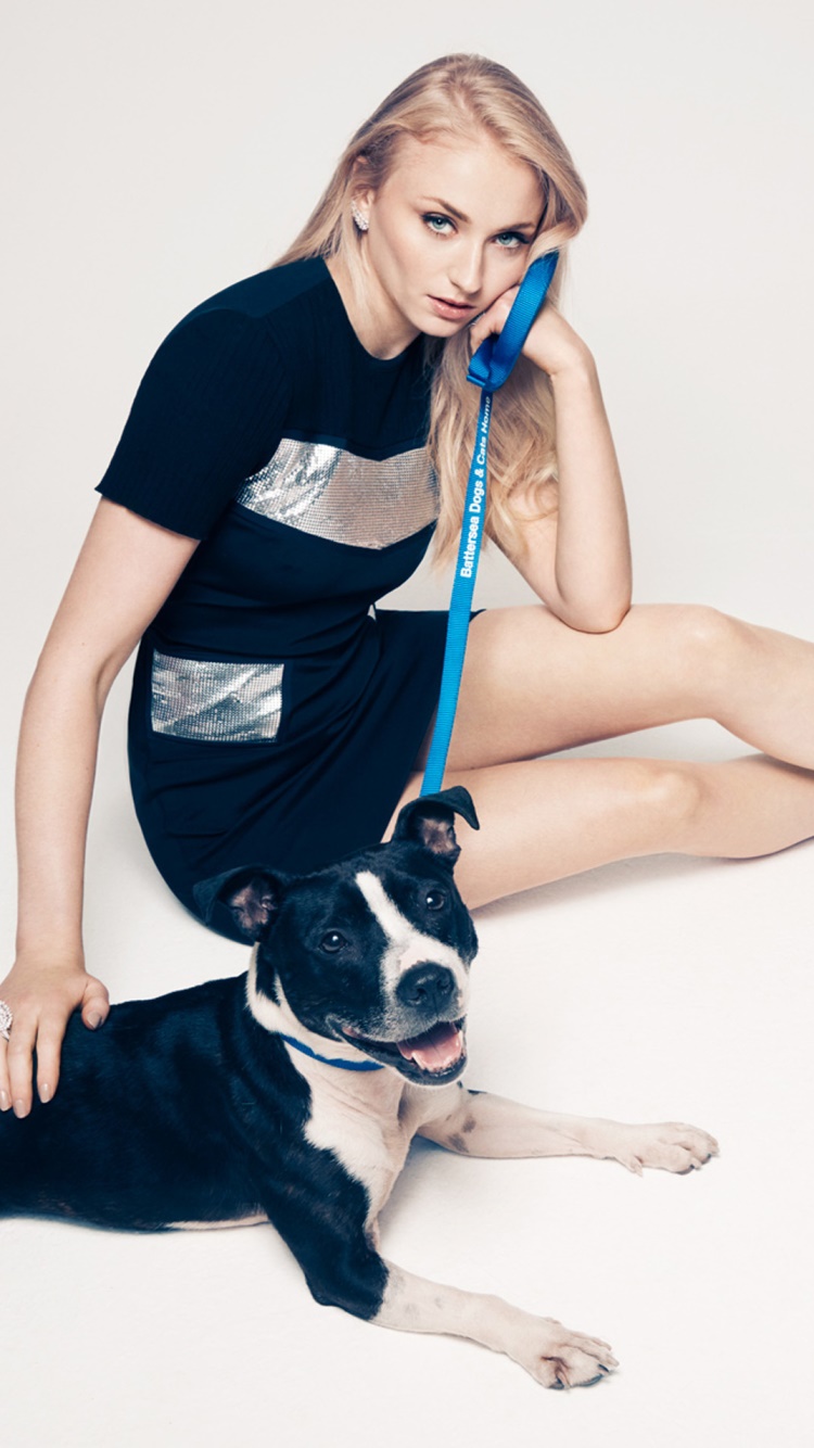 Celebrity Sophie Turner, Dog, Actress, Blonde, American, 750x1334, Phone HD Wallpaper