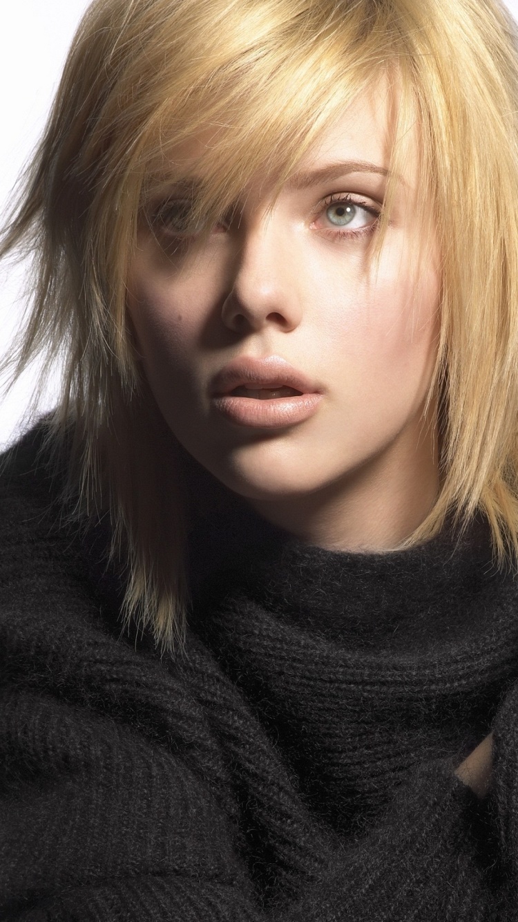Celebrity Scarlett Johansson, 750x1334, Phone HD Wallpaper