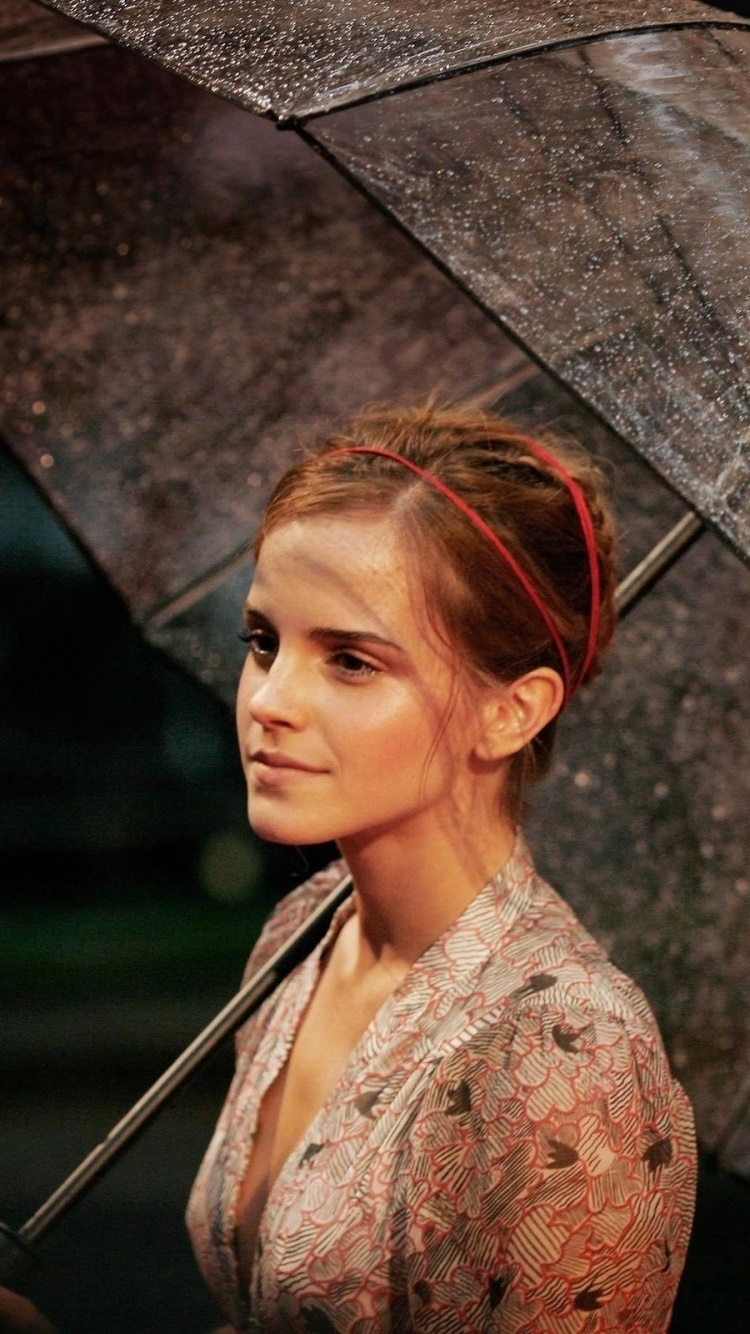 Celebrity Emma Watson, 750x1334, Phone HD Wallpaper