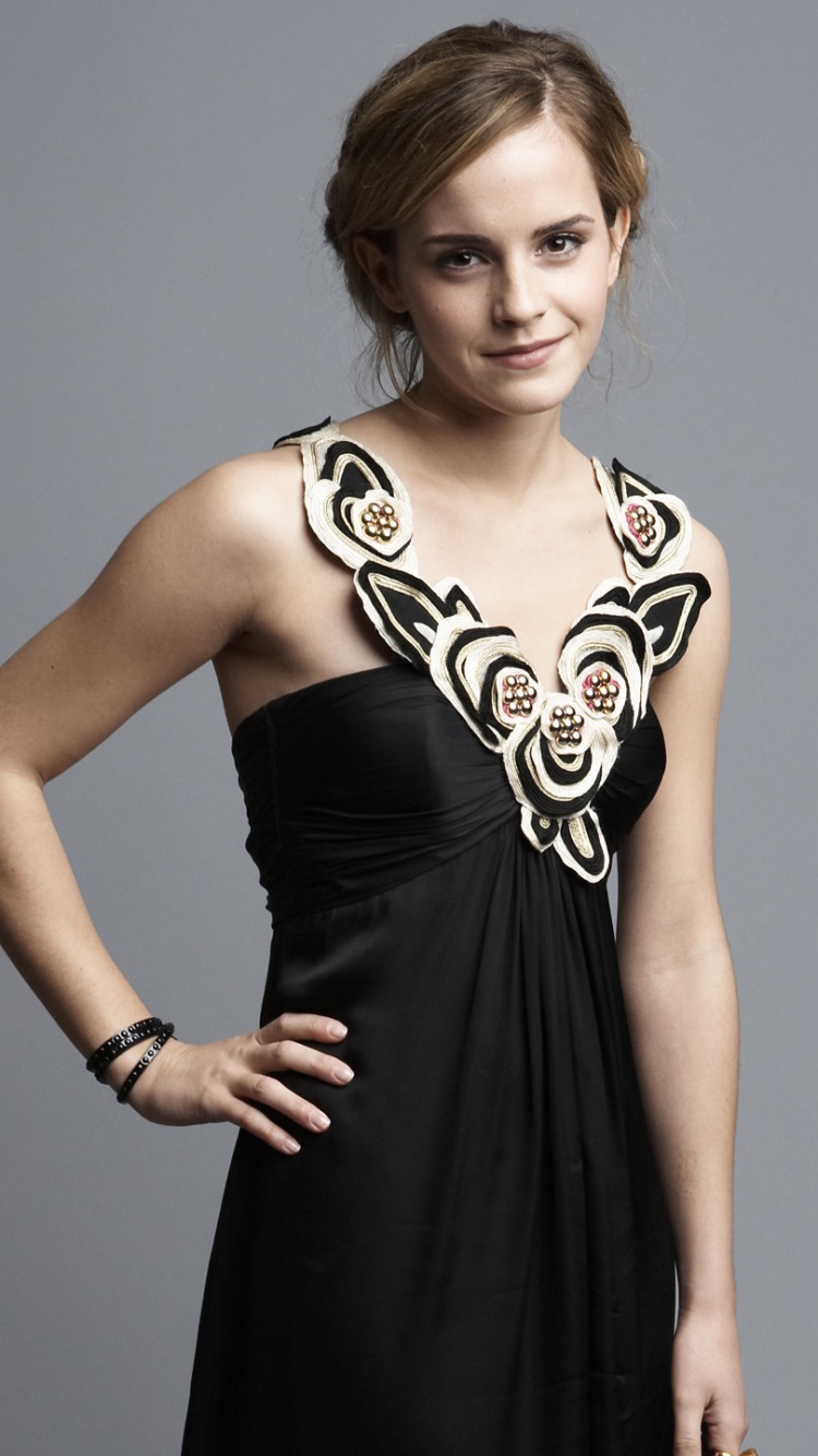 Celebrity Emma Watson, 750x1334, Phone HD Wallpaper
