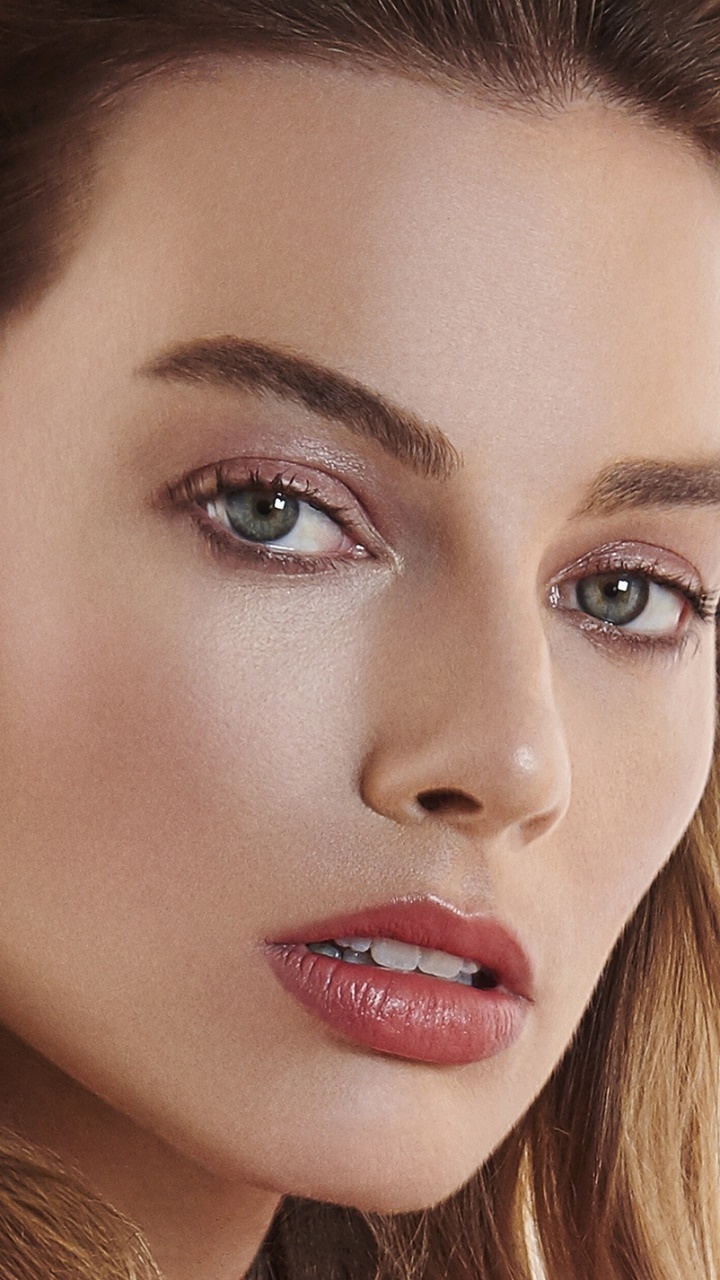 Celebrity Margot Robbie, Actress, Blue Eyes, Face, Australia, 720x1280, Phone HD Wallpaper