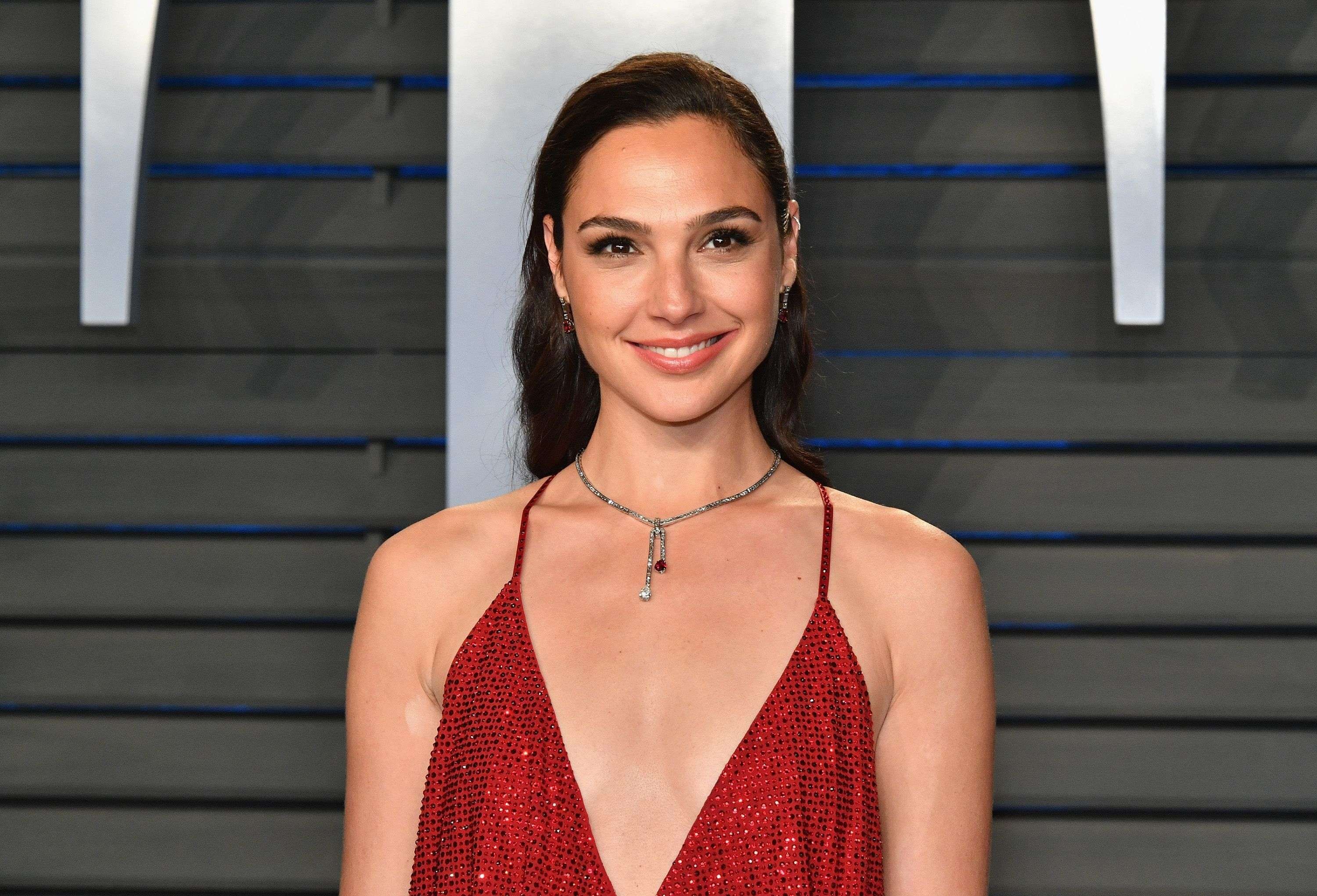 gal gadot, celebrities, girls, smiling, 4k, hd, HD Wallpaper