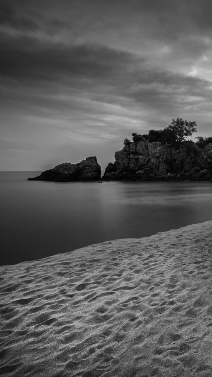 Photography Ocean, Black and White, Landscape, Sand, Boat, Cloud, 720x1280, Phone HD Wallpaper