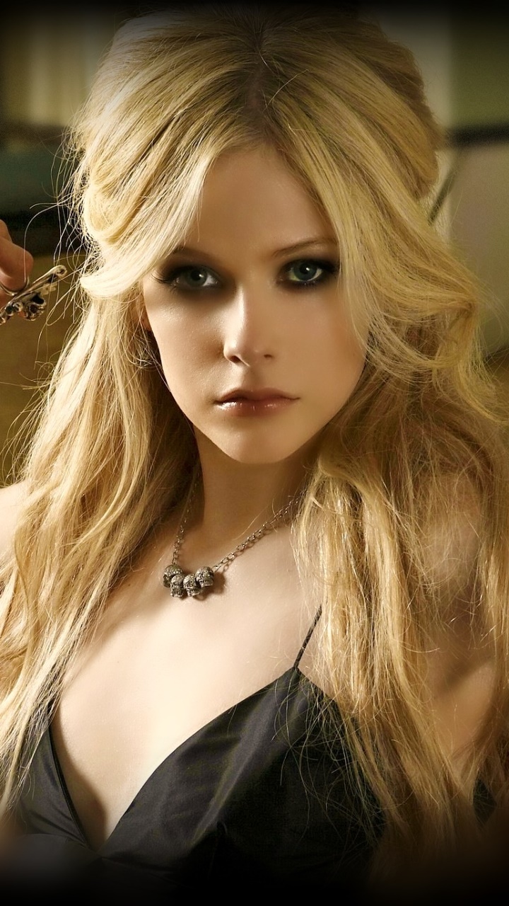 Music Avril Lavigne, Singer, 720x1280, Phone HD Wallpaper