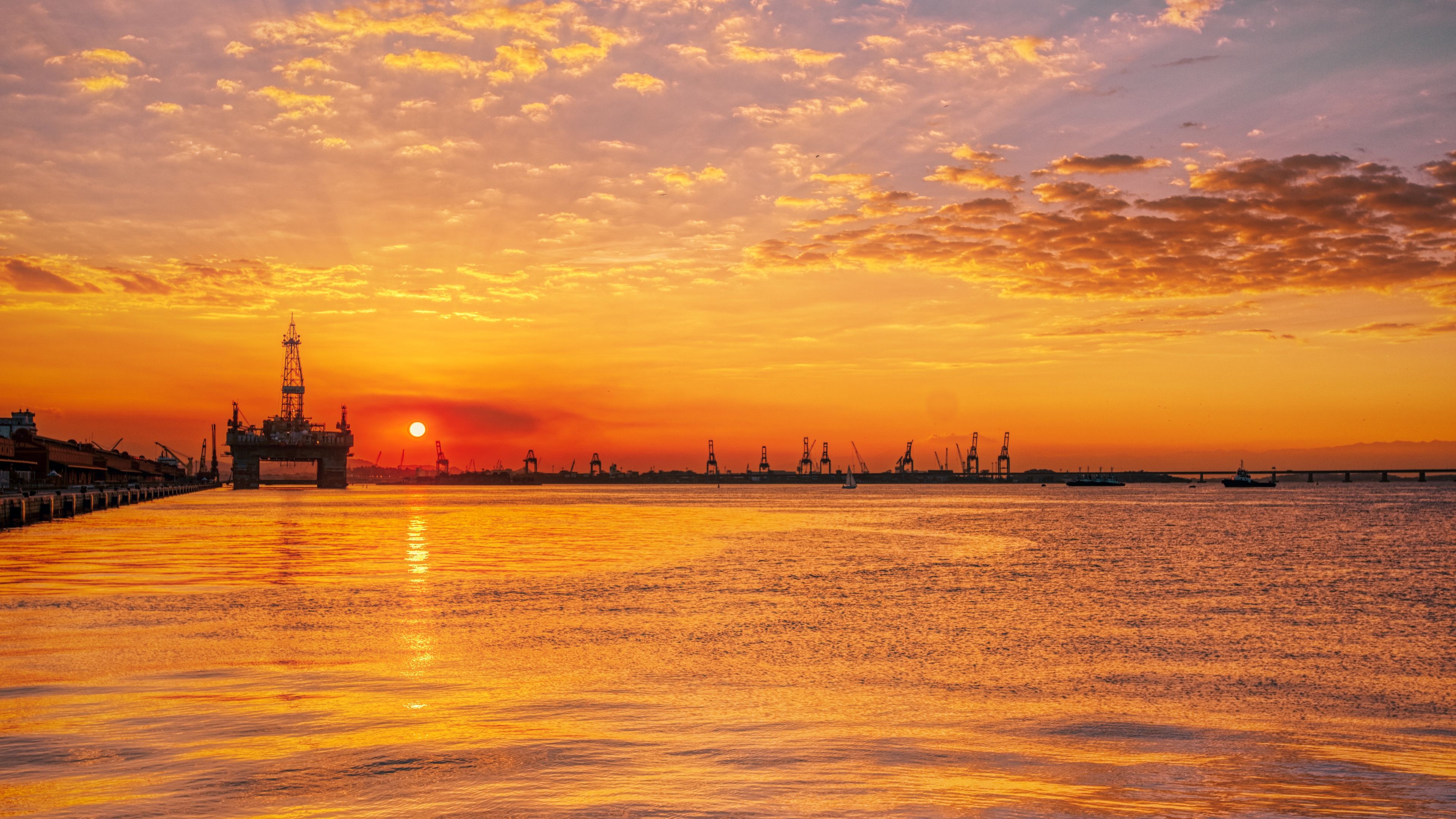 sunset, horizon, water surface, pier, 4k, HD Wallpaper