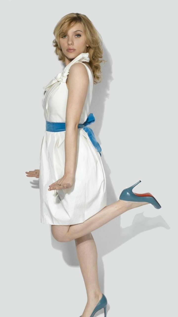 Celebrity Scarlett Johansson, 720x1280, Phone HD Wallpaper