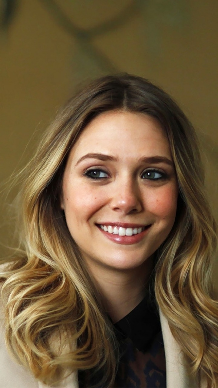 Celebrity Elizabeth Olsen, 720x1280, Phone HD Wallpaper