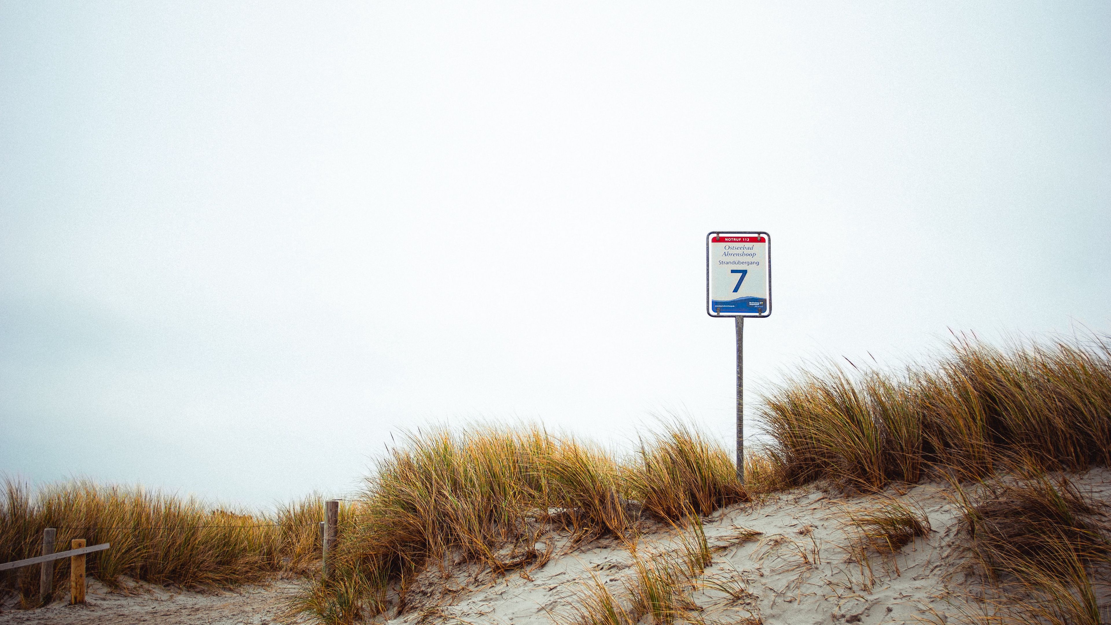 sand, grass, sign, hill, 4k, HD Wallpaper