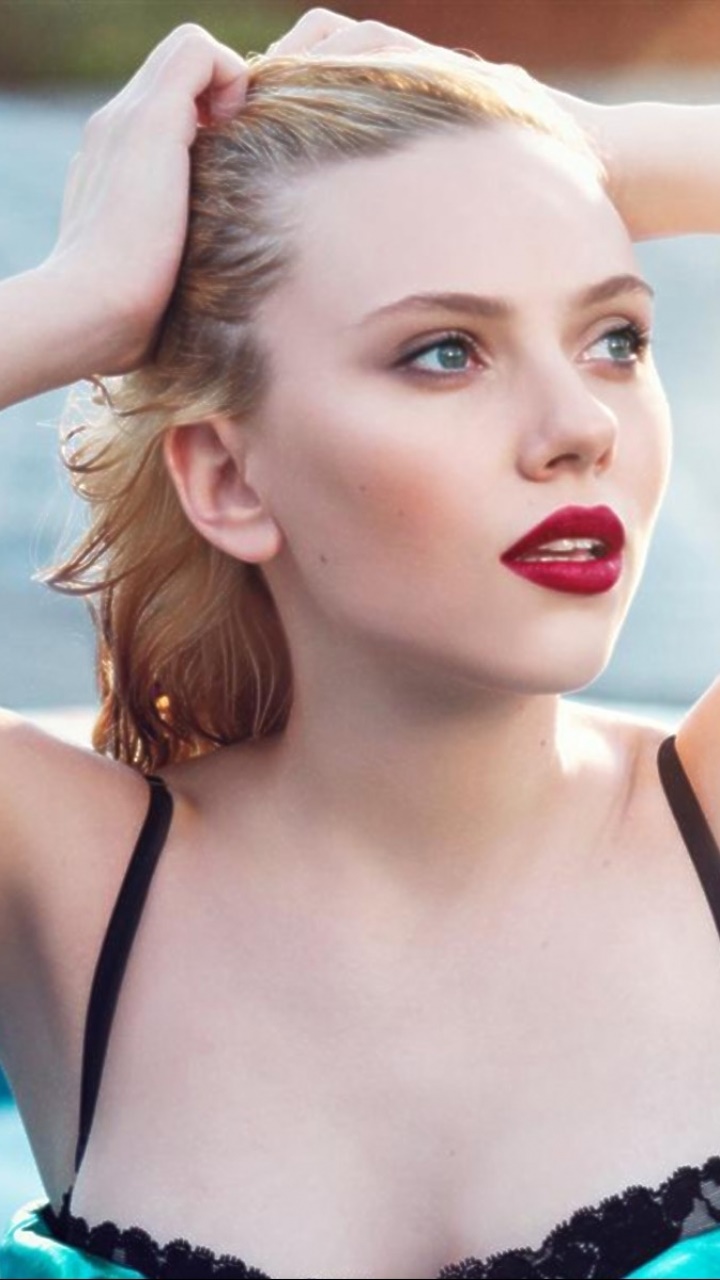 Celebrity Scarlett Johansson, 720x1280, Phone HD Wallpaper