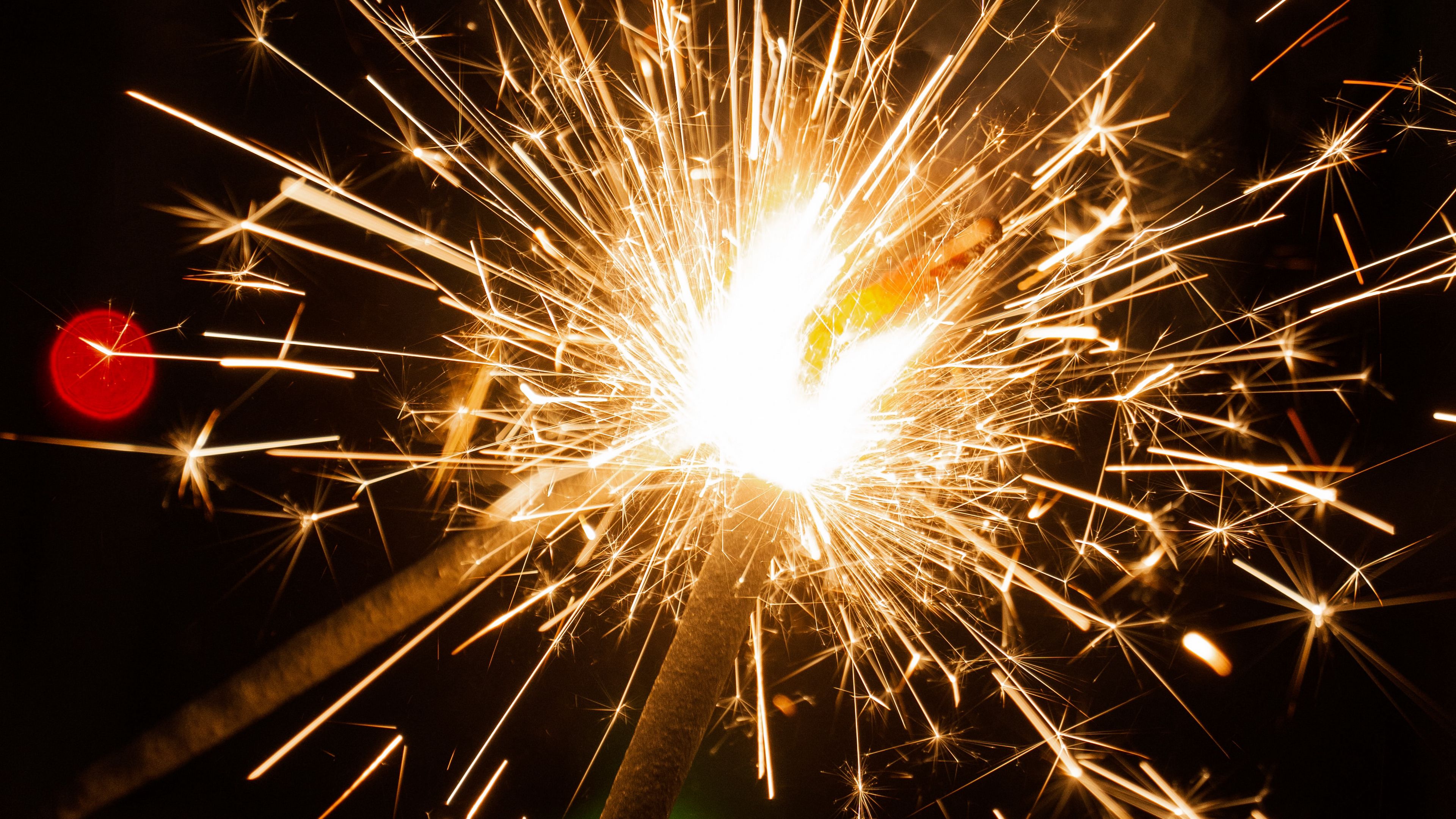 sparklers, sparks, glare, holiday, 4k, HD Wallpaper