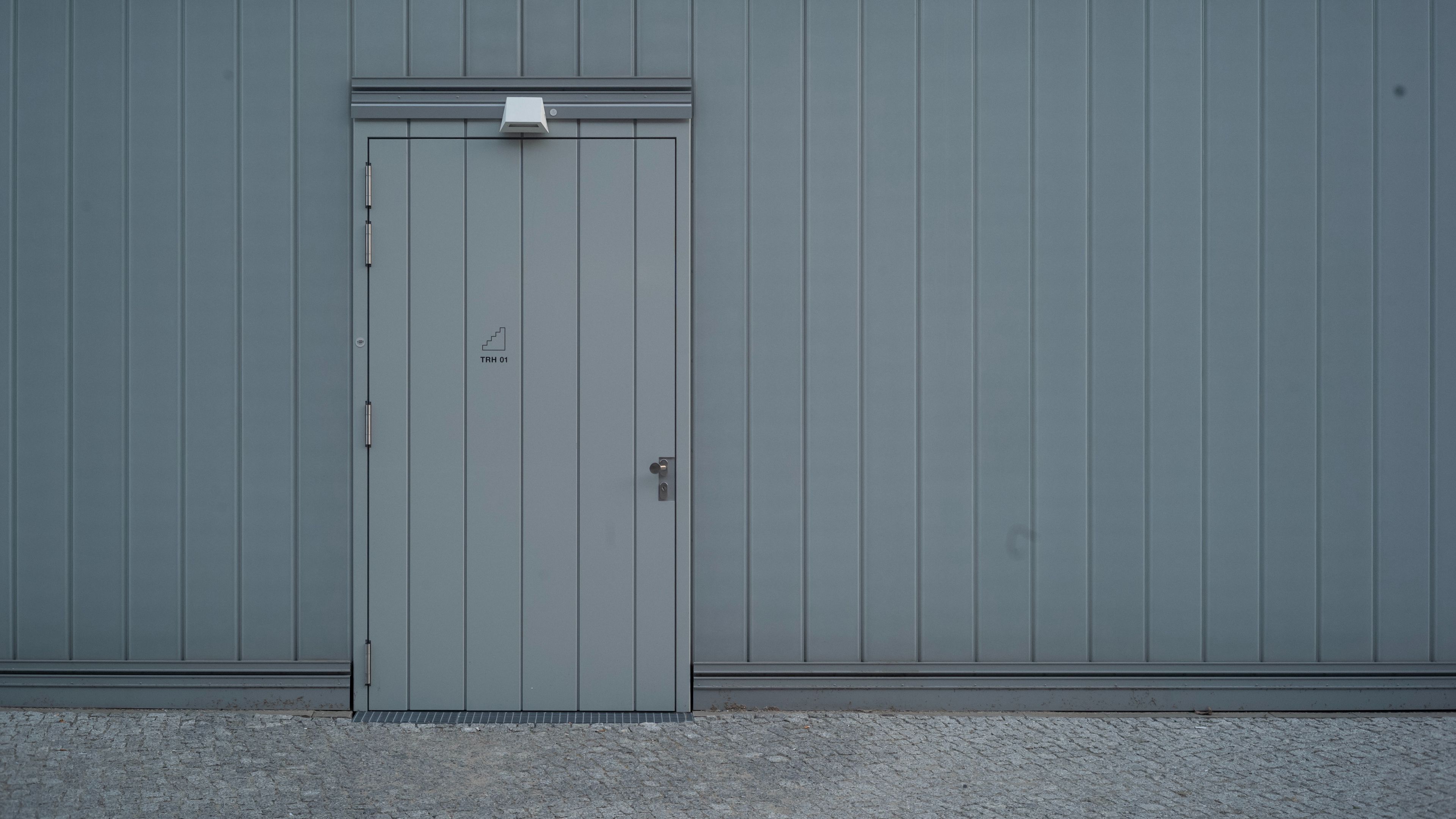 door, wall, gray, minimalism, 4k, HD Wallpaper