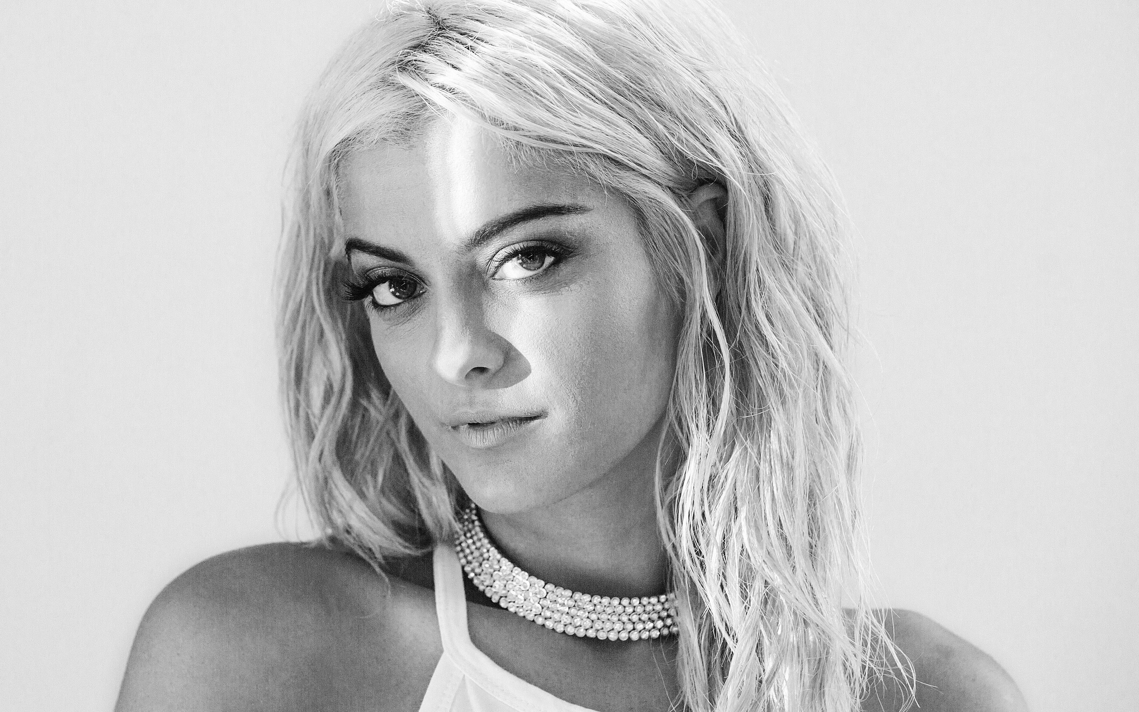bebe rexha, singer, music, girls, hd, 4k, monochrome, black and white, HD Wallpaper