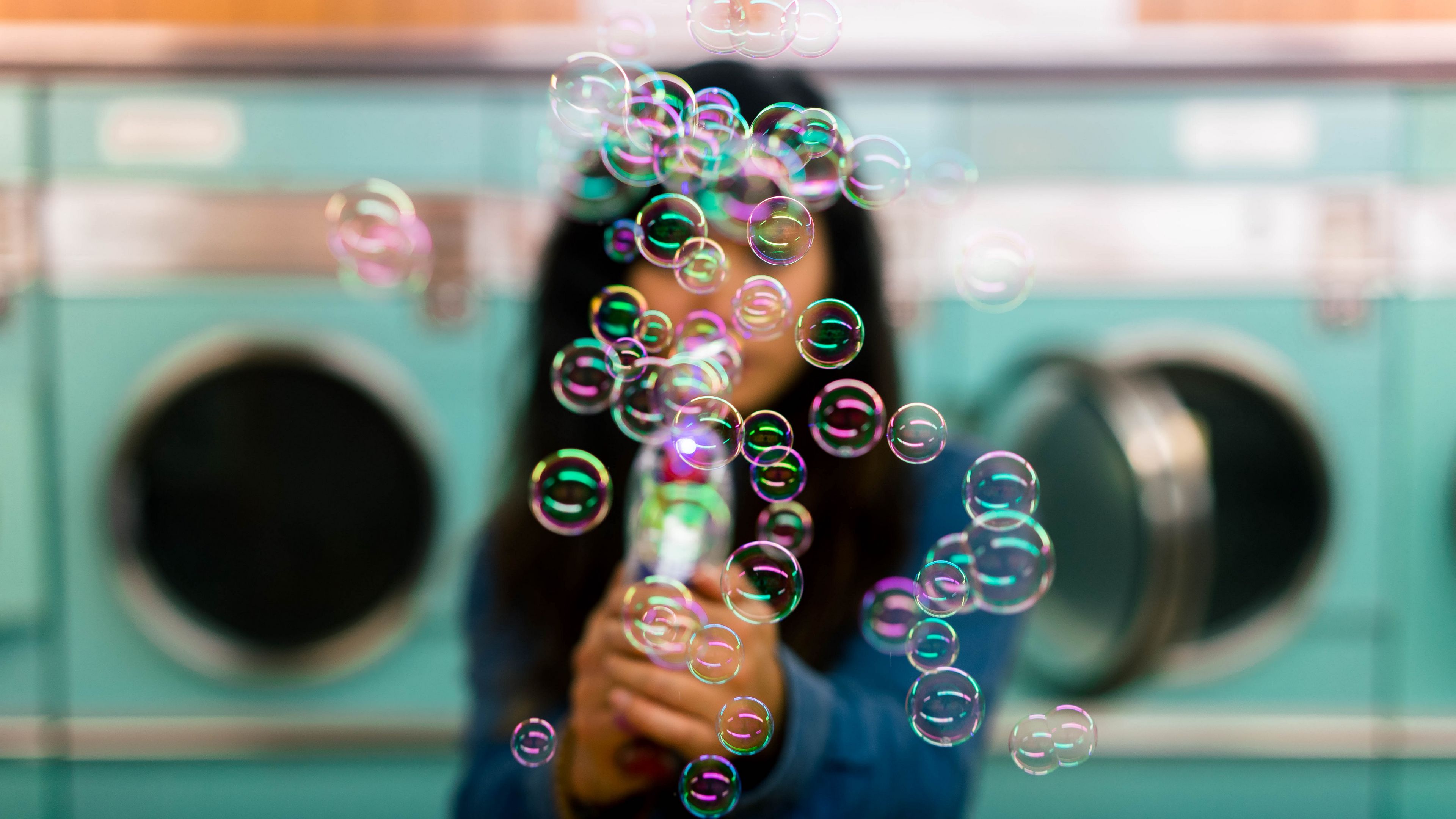 bubbles, colorful, iridescent, girl, silhouette, 4k, HD Wallpaper