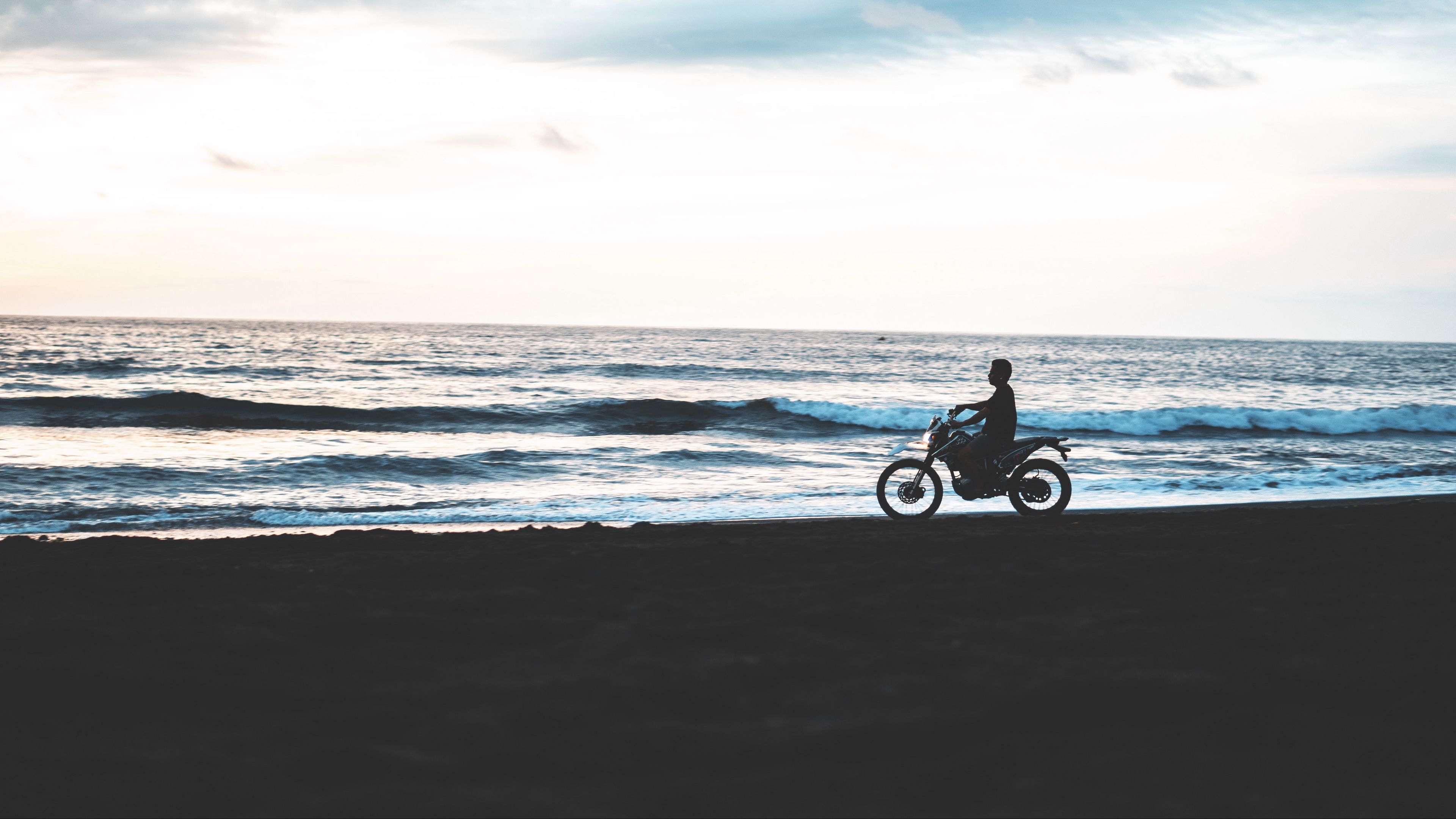 motorcycle, motorcyclist, beach, dark, silhouette, 4k, HD Wallpaper