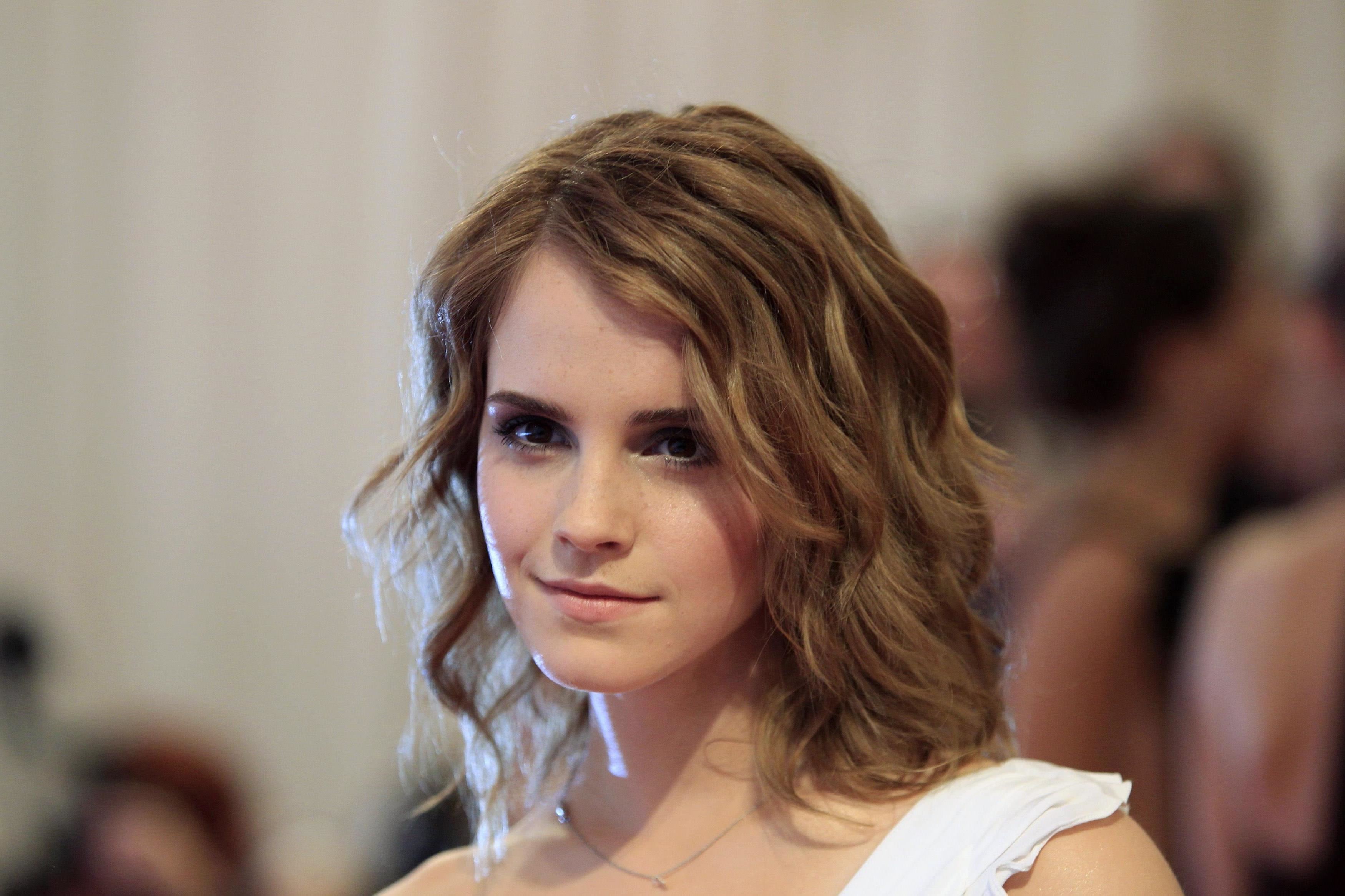 emma watson, celebrities, girls, cute, white, HD Wallpaper