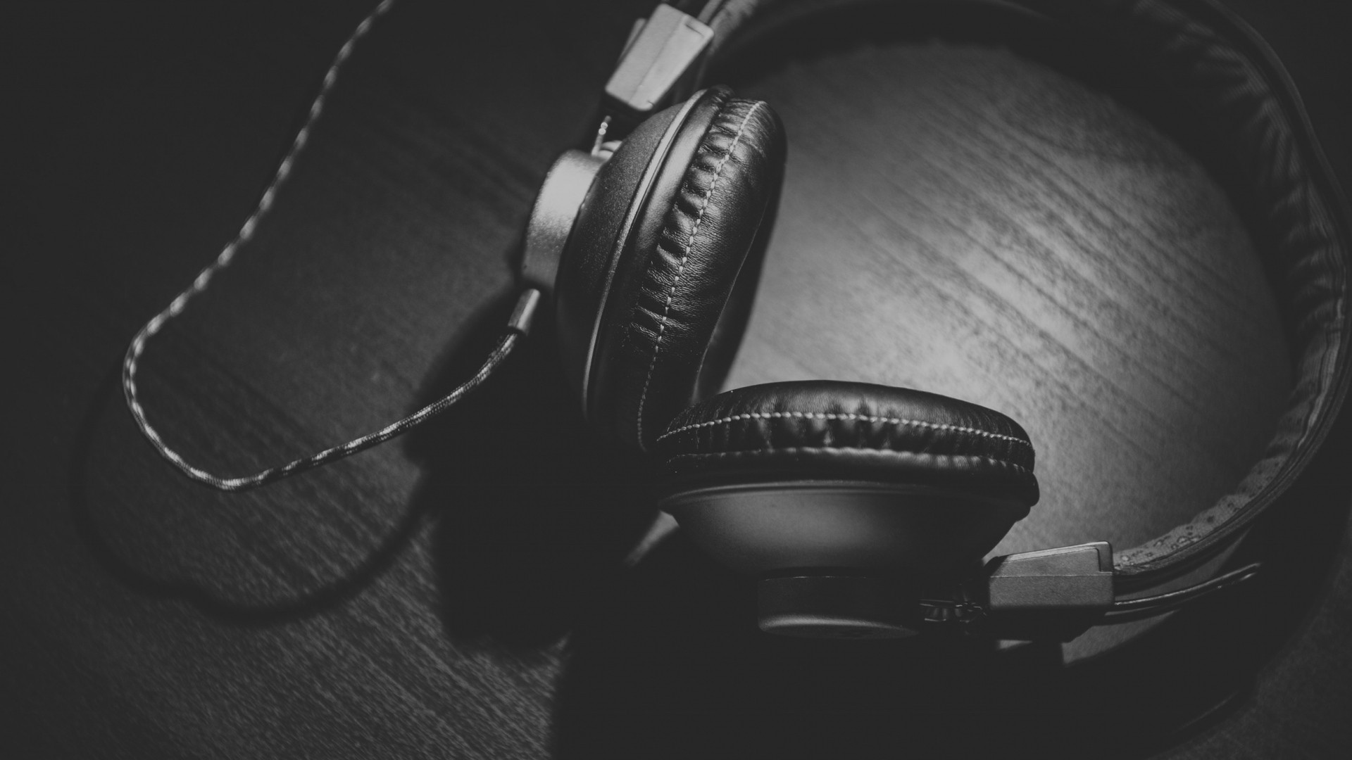 headphones, monochrome, HD Wallpaper