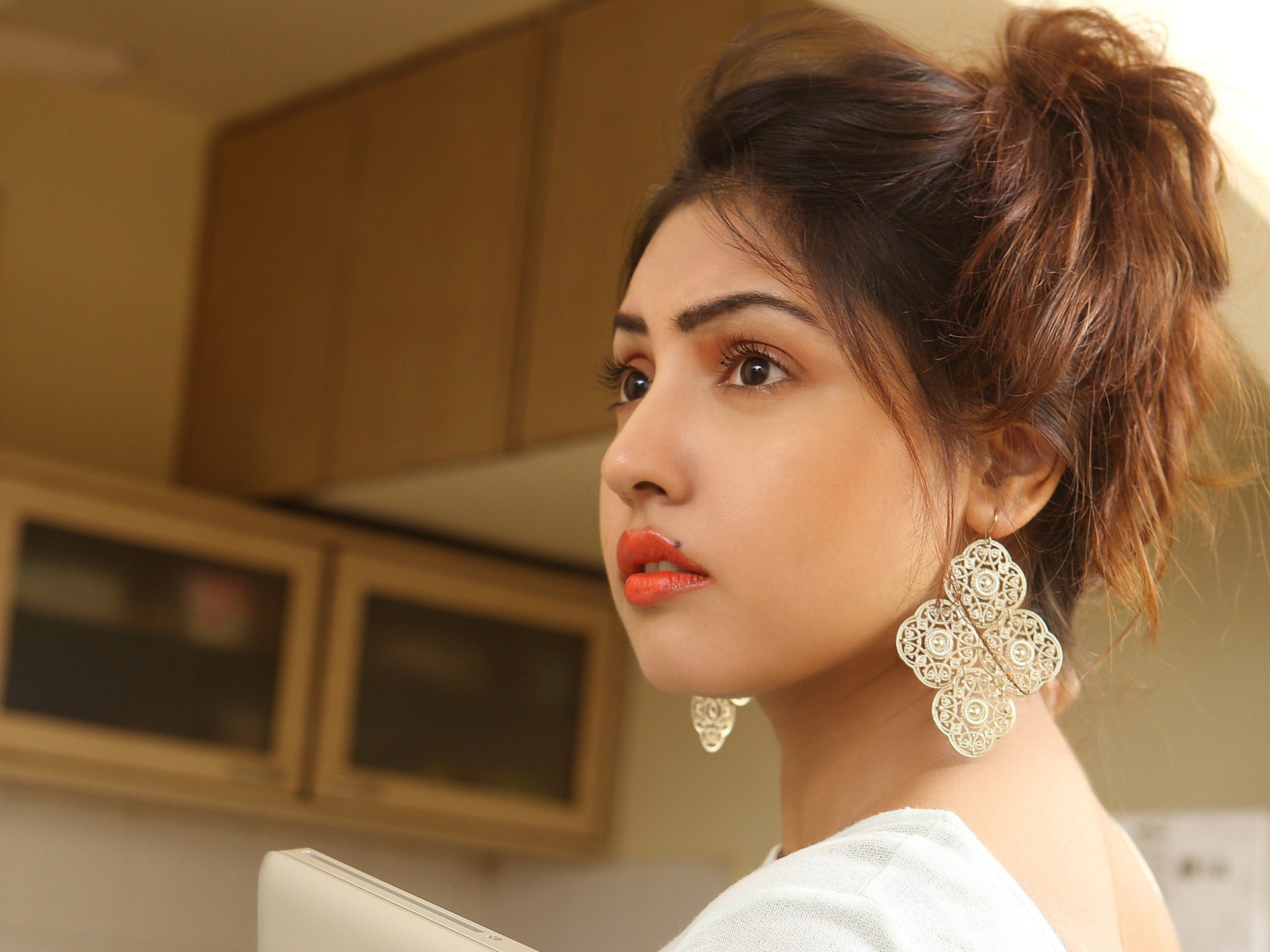 komal jha, indian celebrities, girls, desi girls, HD Wallpaper