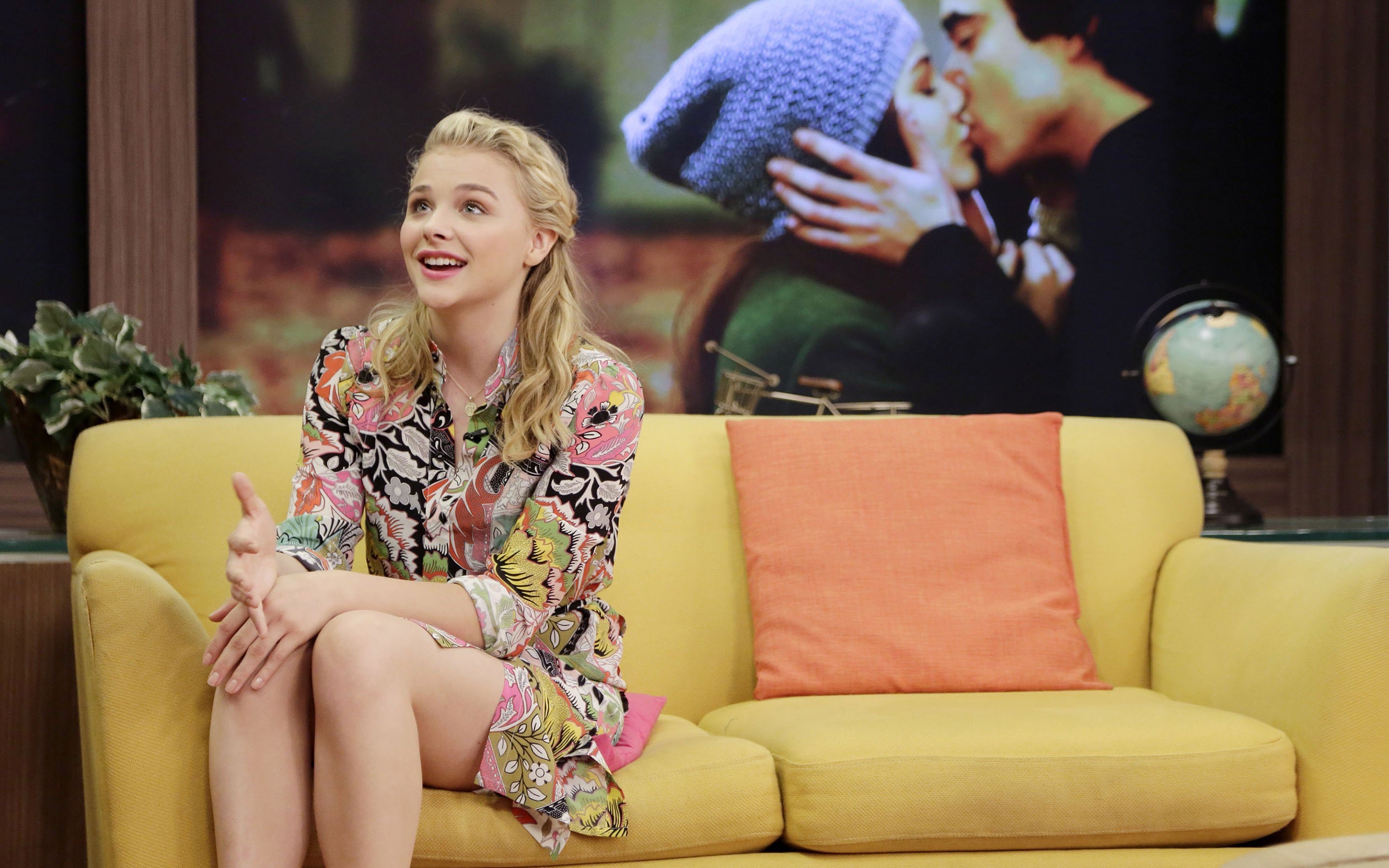 chloe moretz, celebrities, girls, smiling, HD Wallpaper