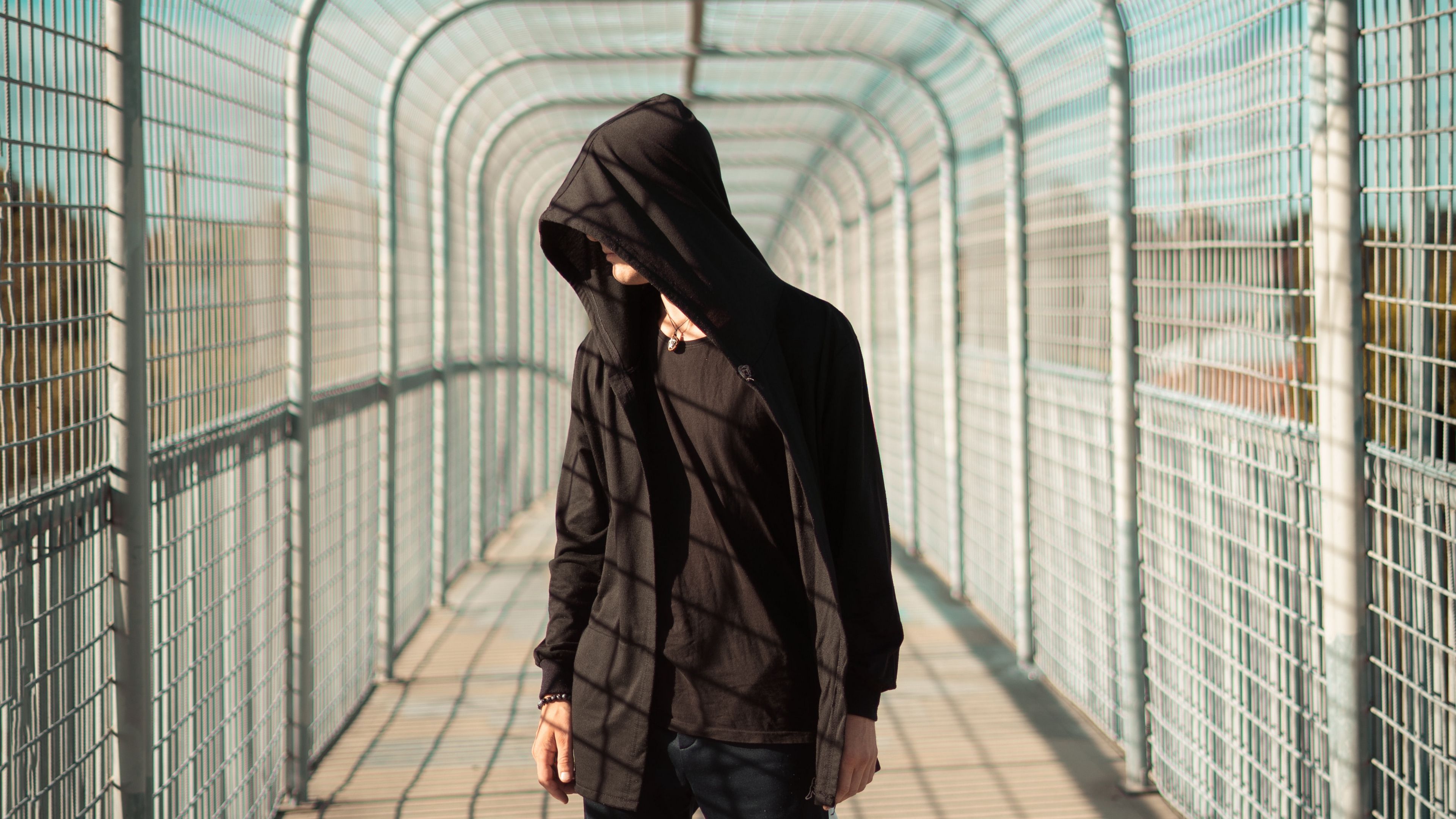 man, hood, tunnel, bridge, 4k, HD Wallpaper