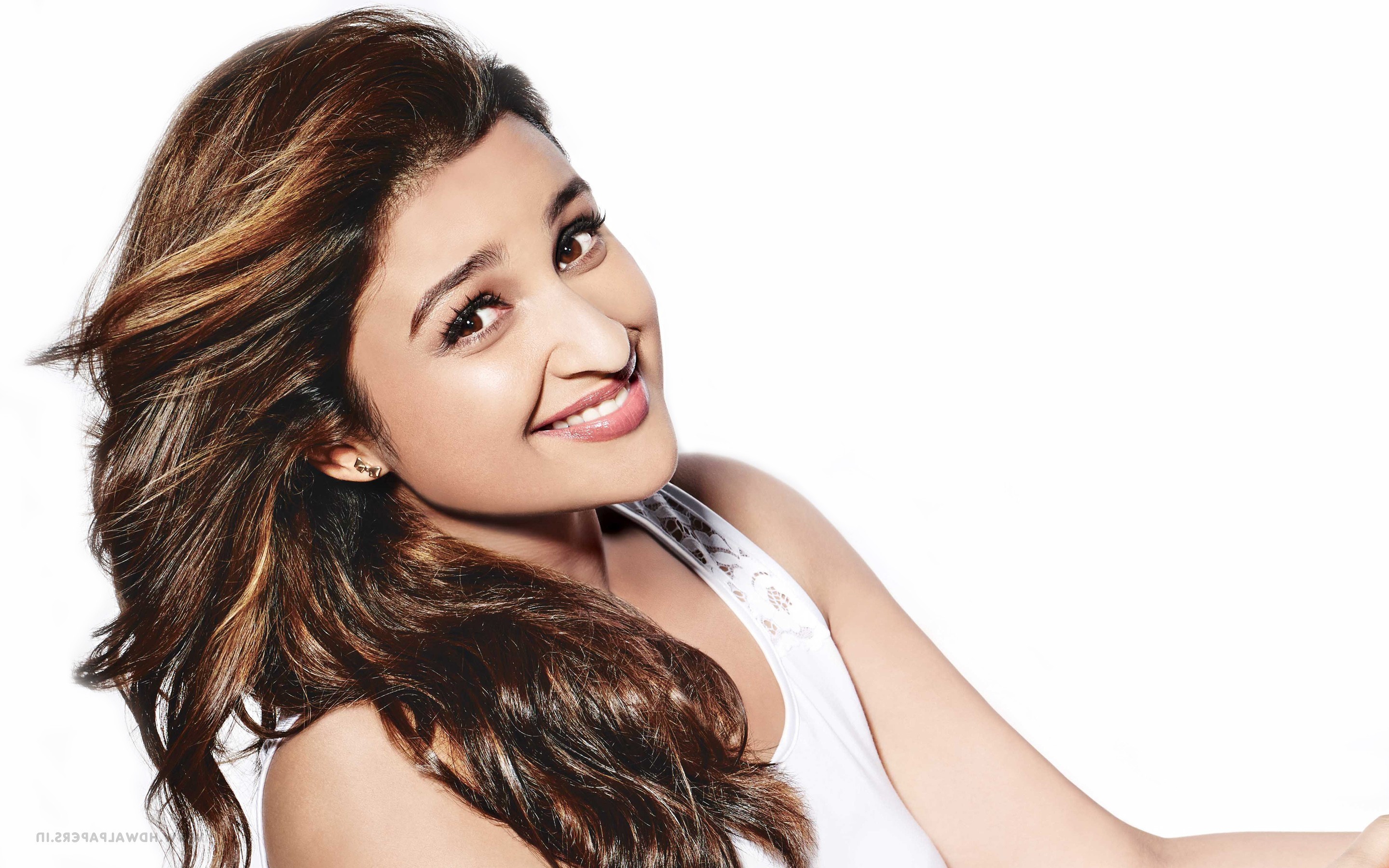 parineeti chopra, celebrities, girls, desi girls, HD Wallpaper