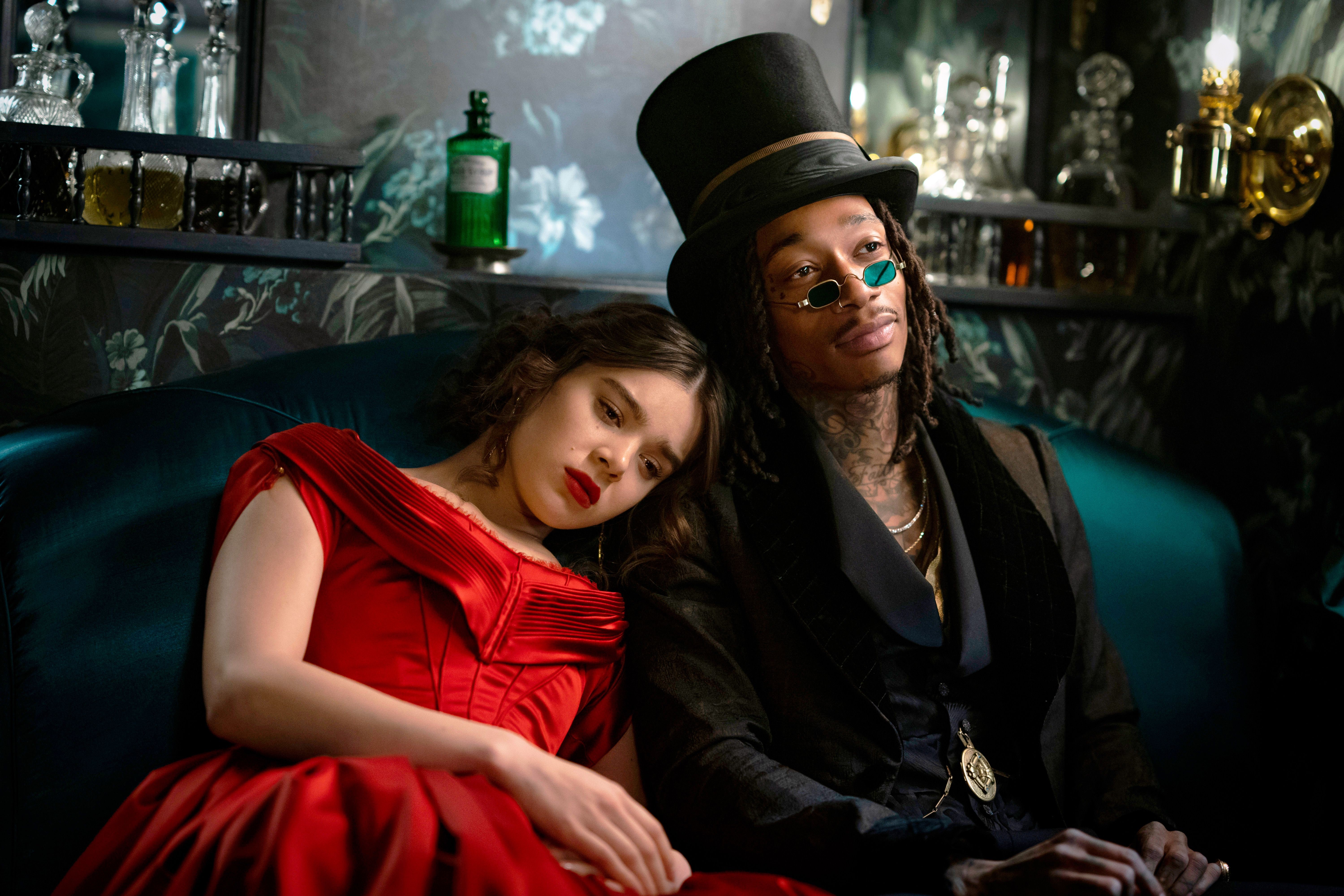 dickinson, hailee steinfeld, tv shows, hd, 4k, 5k, HD Wallpaper